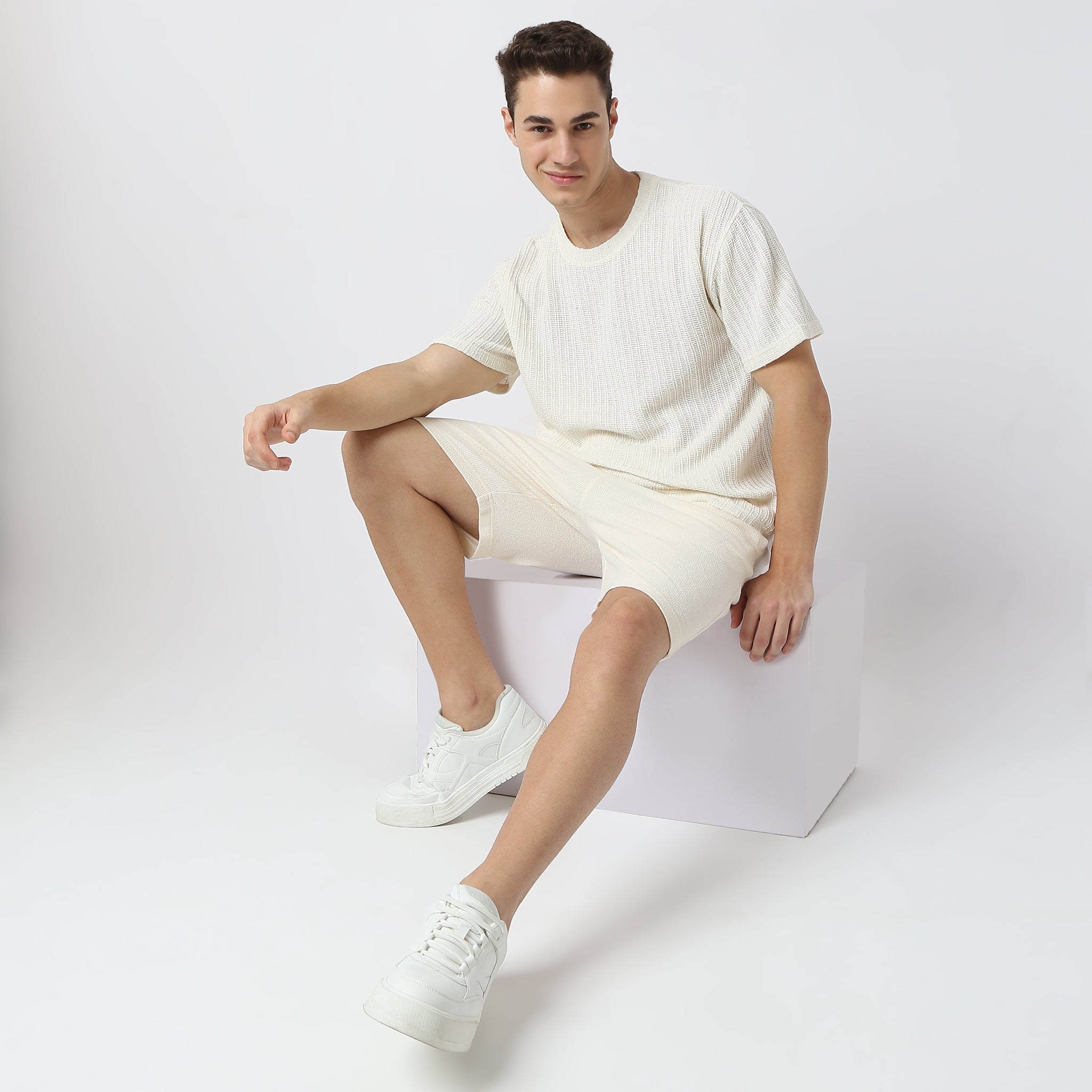 Baggy™ Tee - Oversized Structured Baggy T-Shirt for Men & Women | Trendy Streetwear Fashion | Perfect for Casual Outfits, Layering & Urban Style