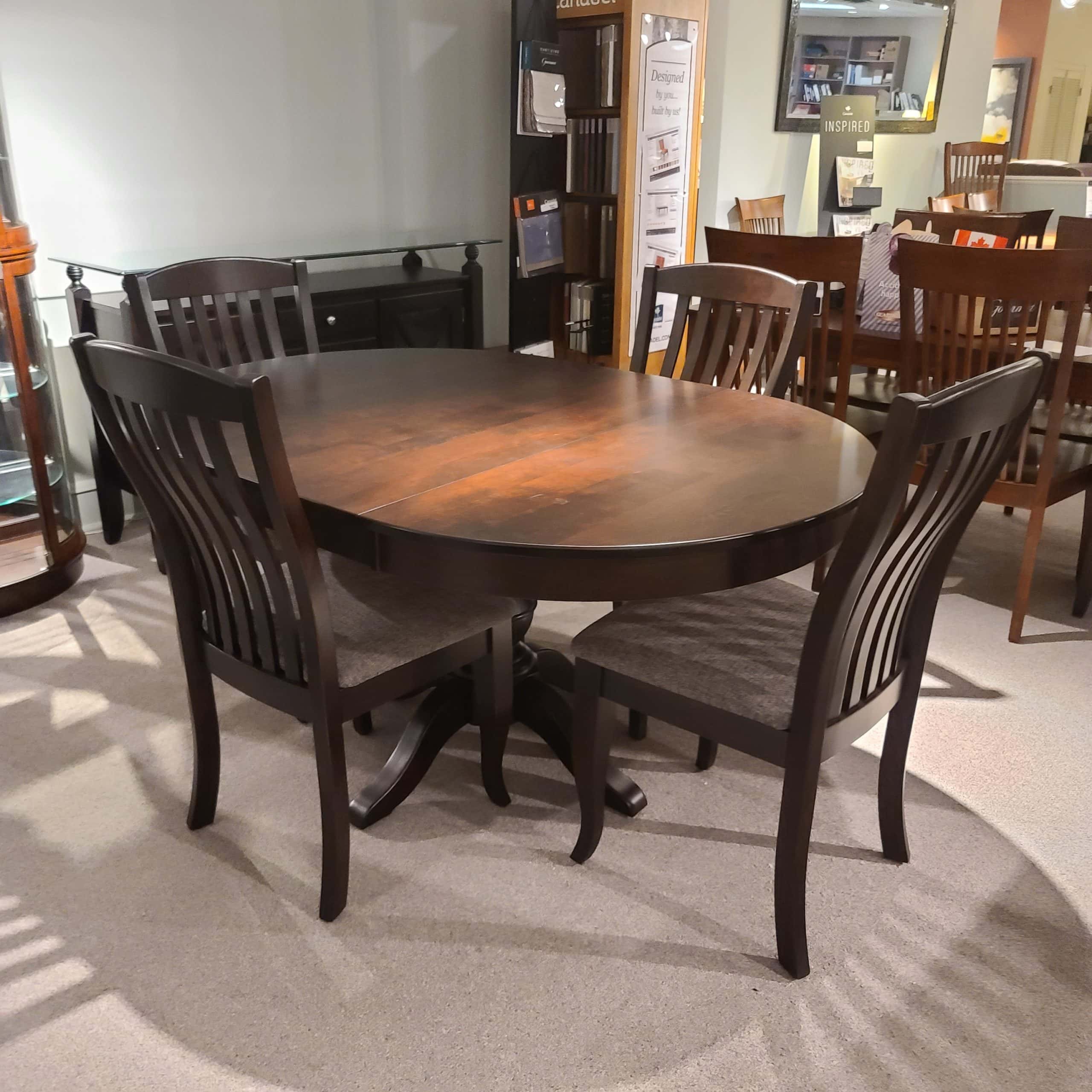 Premium Solid Wood Round Dining Table - Elegant & Durable for Kitchen, Dining Room & Restaurant Use