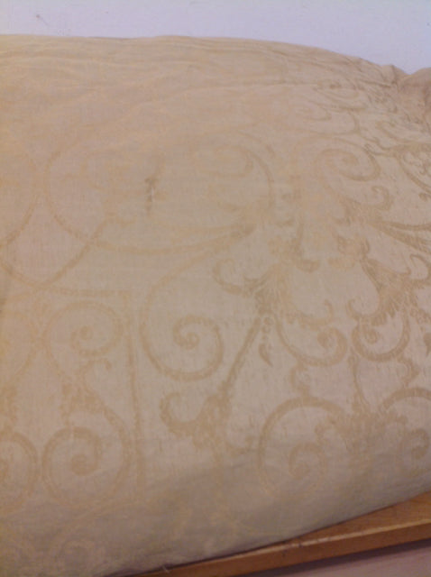 King Waterford 2-Piece Gold Scroll Comforter Set - Luxury Bedding for Master Bedroom & Guest Room - Soft & Elegant Queen/King Size Duvet Cover for Cozy Sleep