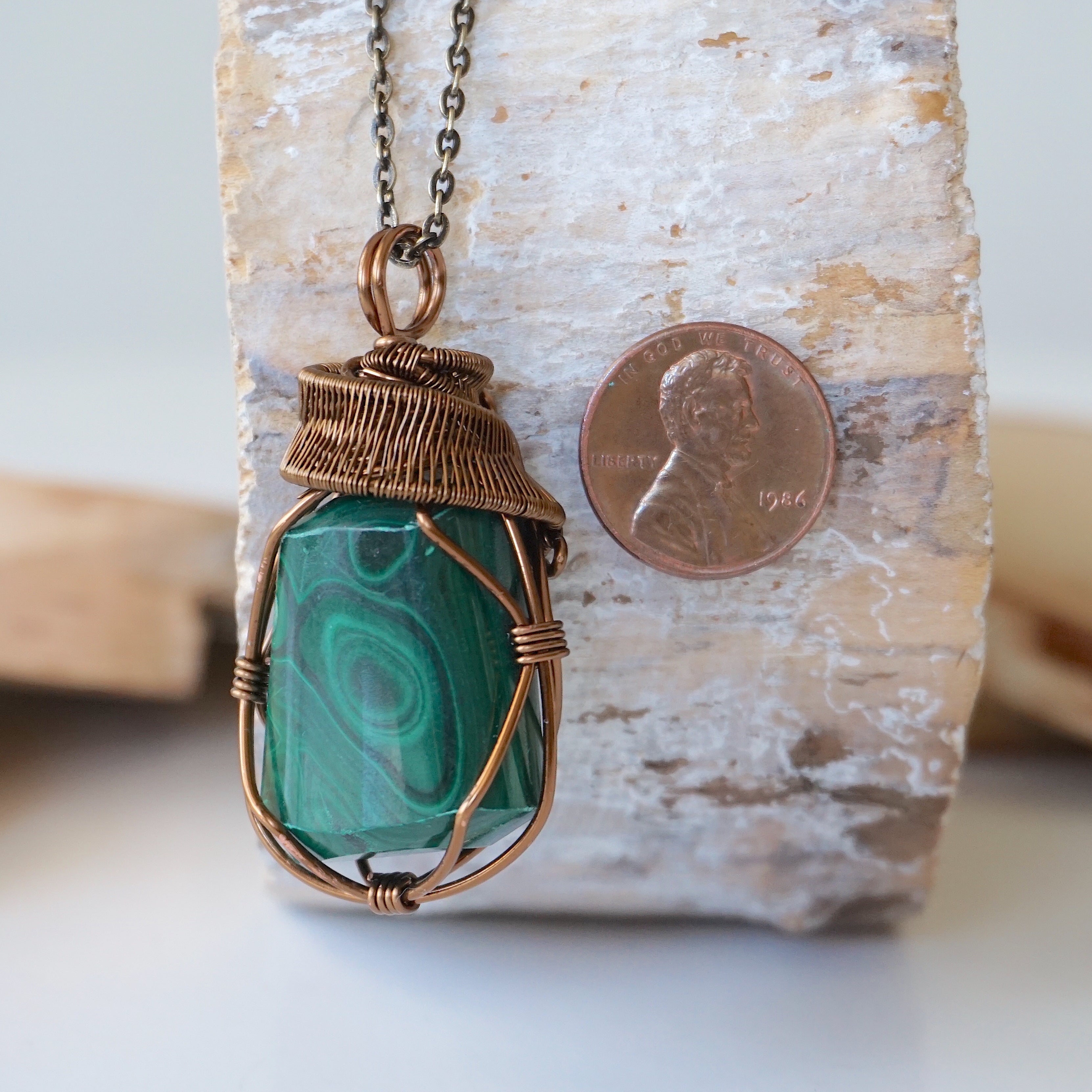 Raw Malachite Necklace with Antique Bronze Pendant - Natural Gemstone Jewelry for Women, Boho Chic Accessory | Perfect for Spiritual Healing, Meditation & Everyday Wear