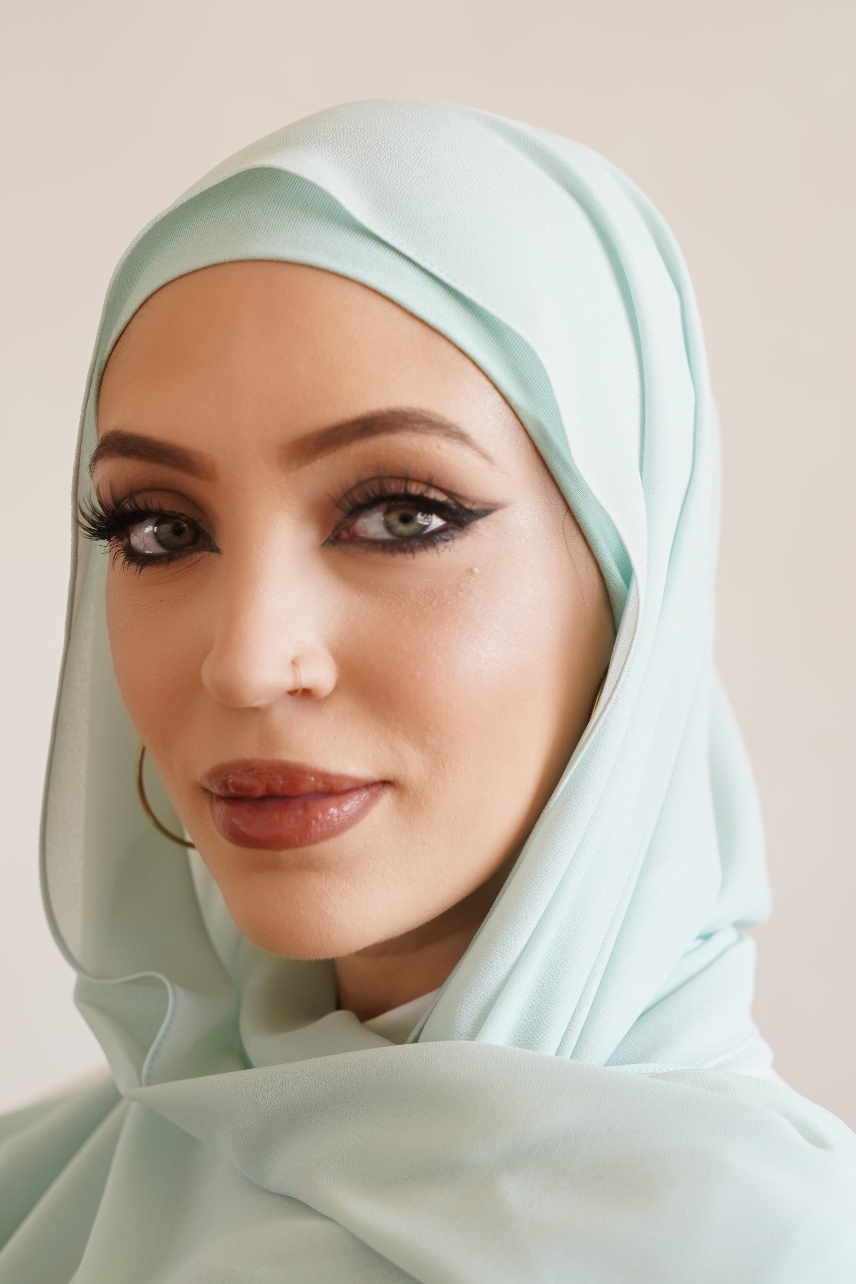 Elegant Chiffon Hijab Set with Scarf - Soft & Breathable Muslim Headwear for Women - Perfect for Prayer, Daily Wear, and Special Occasions
