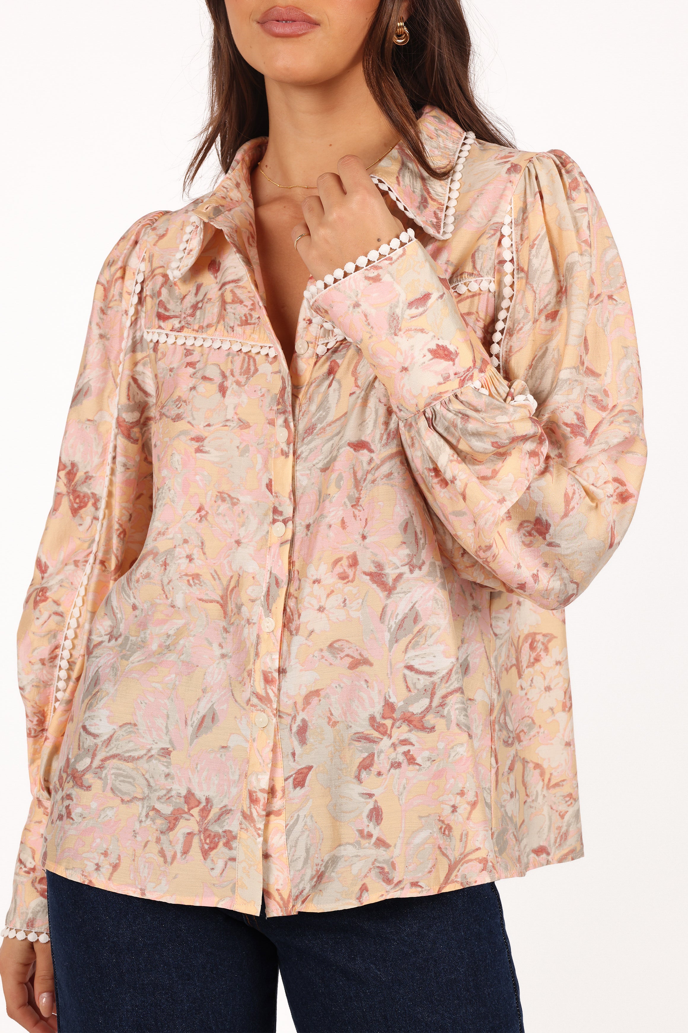 Floria Top Beige Floral Print Women's Blouse - Elegant Casual Wear for Office, Date Night & Spring Outfits