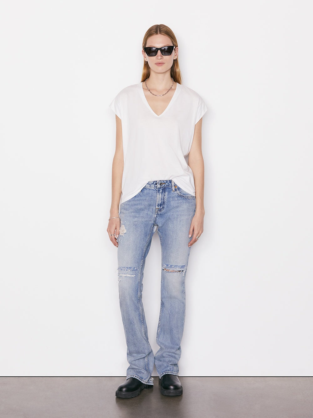 Frame Mid Rise V-Neck Tee - Women's Casual Basic T-Shirt for Everyday Wear | Soft Cotton Comfort Fit Top for Layering, Work & Weekend Outfits