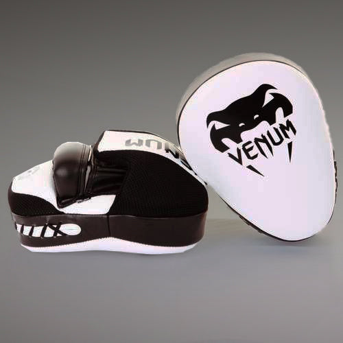 Venum Focus Mitts Cellular 2.0 - Premium Boxing Training Pads for MMA, Kickboxing & Muay Thai - White/Black (Pair) - Perfect for Home Gym, Martial Arts & Combat Sports Training