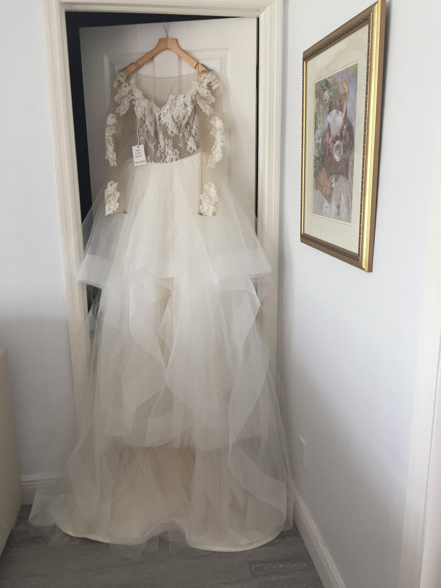 Hayley Paige Pippa 1652 Sample Wedding Gown - Elegant A-Line Bridal Dress for Prom, Formal Events & Special Occasions