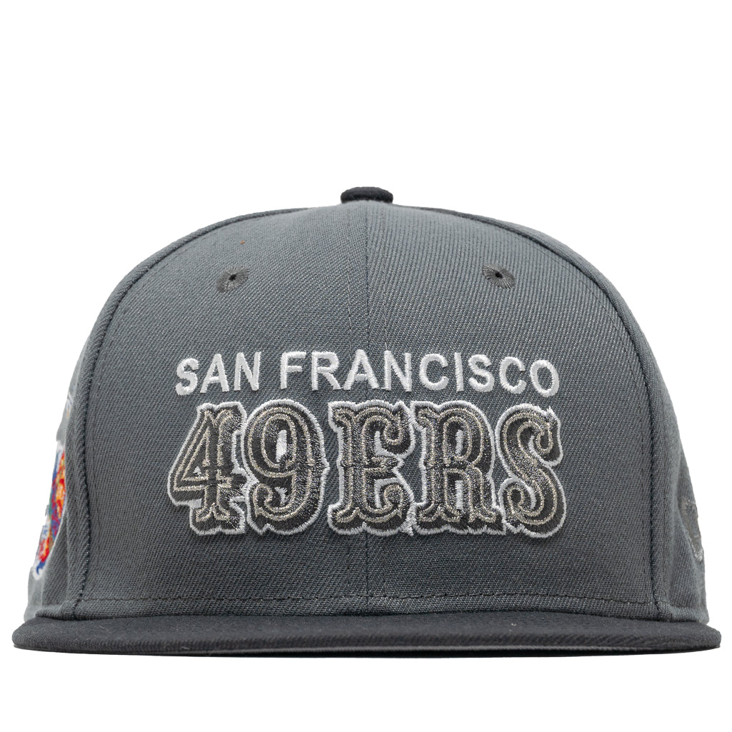 New Era x Politics San Francisco 49ers 59FIFTY Fitted Hat - Smoke Grey - Official NFL Licensed Cap for Men & Women - Perfect for Game Day, Sports Events & Streetwear Fashion
