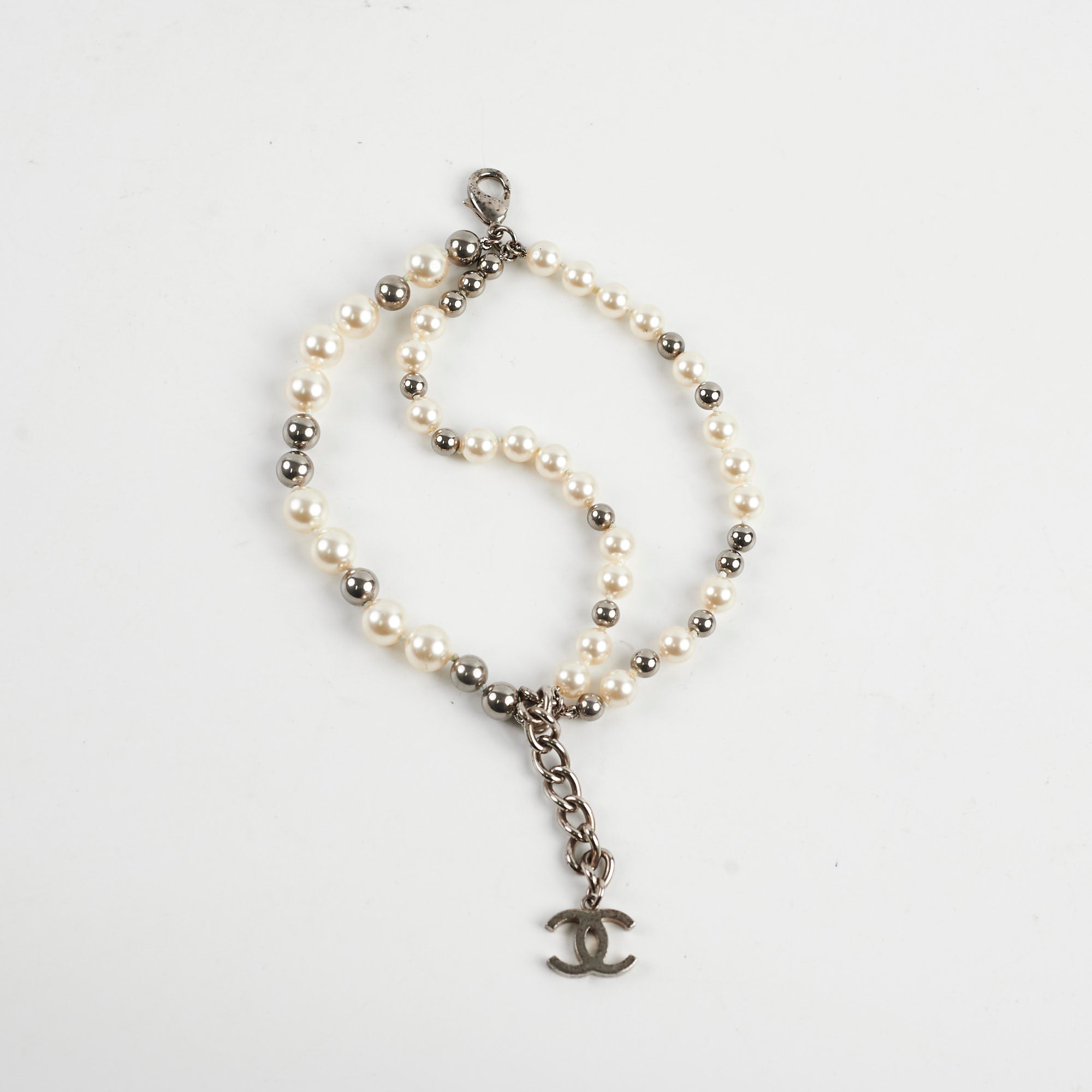 Chanel CC Pearl Bracelet for Women - Luxury Pearl & Gold-Tone Bracelet with CC Logo - Elegant Jewelry Gift for Her, Perfect for Parties, Weddings & Special Occasions