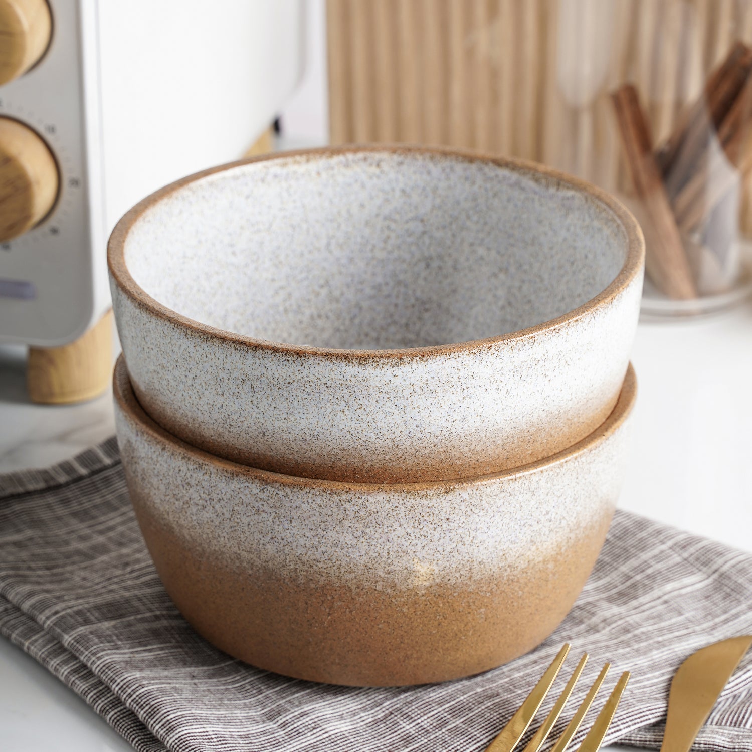 Premium Vince Stoneware Dinnerware Set - Elegant Brown 12-Piece Set for Everyday Dining & Entertaining | Durable Stoneware Plates, Bowls & Mugs | Perfect for Family Dinners, Parties & Restaurant-Style Meals at Home