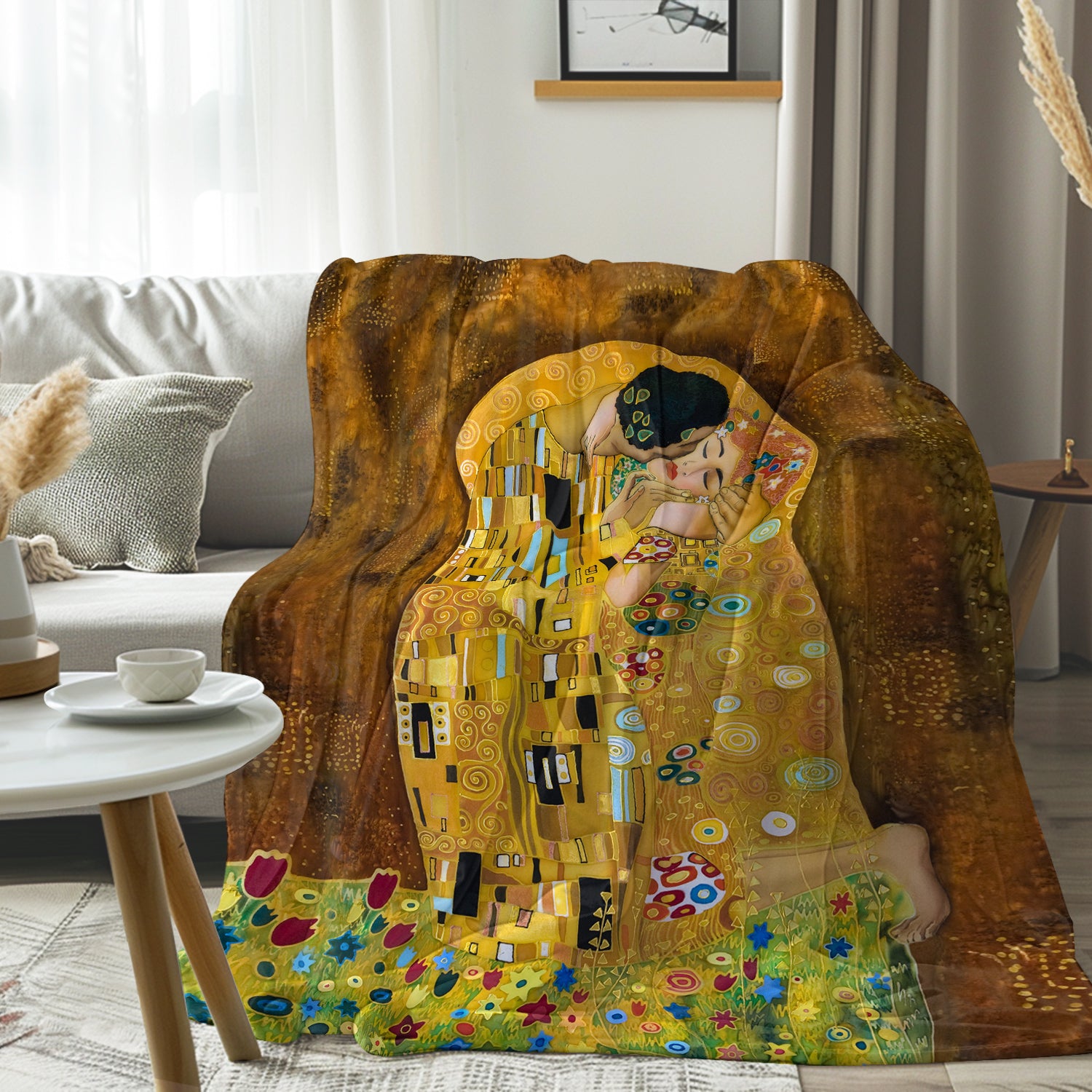 Gustav Klimt The Kiss Flannel Fleece Blanket - Soft Cozy Art Throw for Bed, Sofa & Home Decor - Perfect Gift for Art Lovers