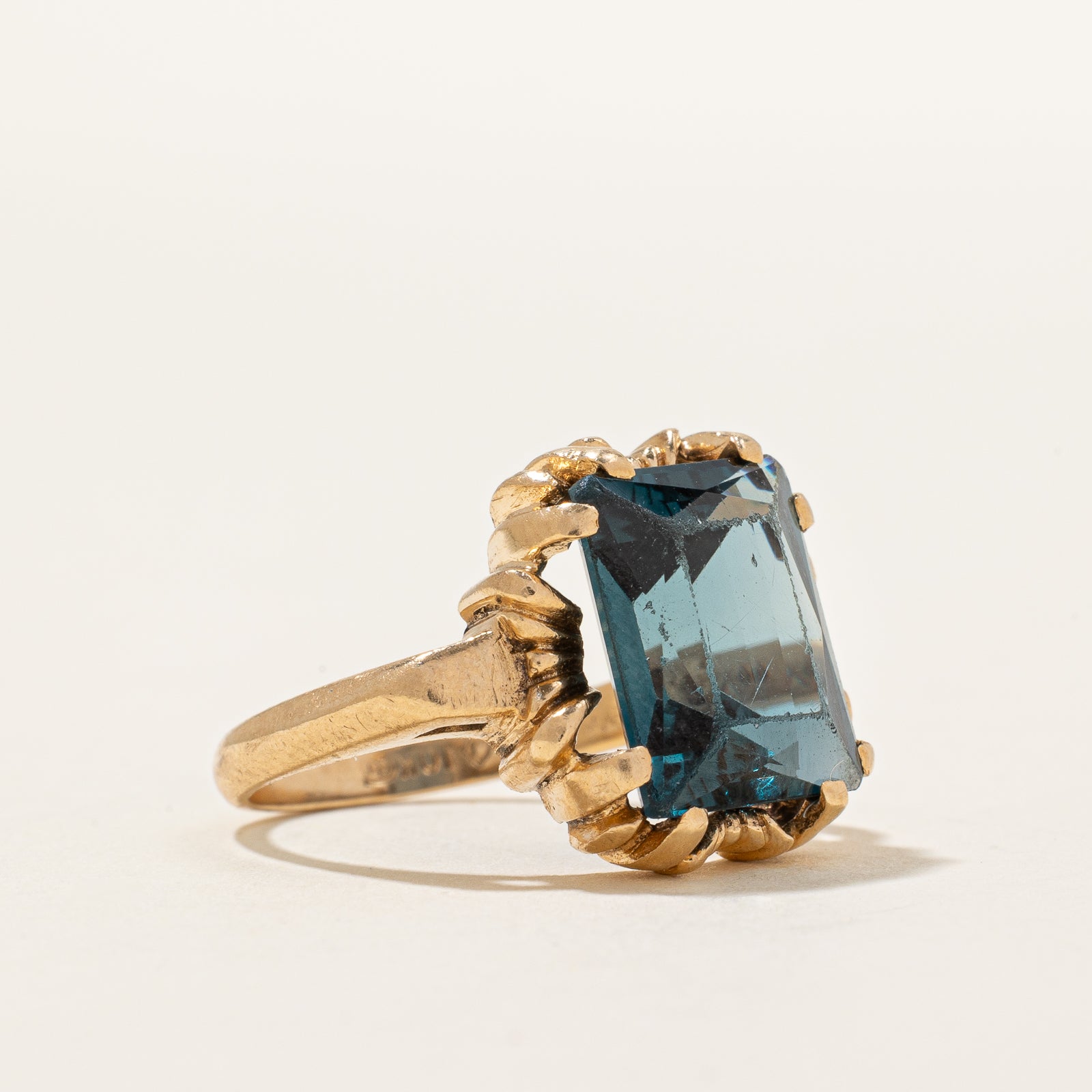 7.00ct Synthetic Spinel Cocktail Ring - Size 6 | Elegant Statement Jewelry for Evening Parties, Weddings & Special Occasions