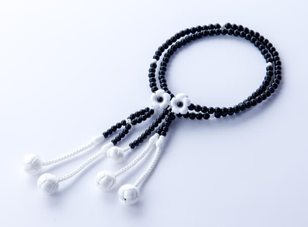 Soka Gakkai Buddhist Prayer Beads - Small Size Black Rosary with White Lotus Flower - Meditation & Spiritual Practice Accessory for Peace & Mindfulness