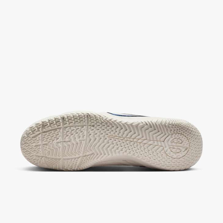 Nike Tiempo Legend 10 Academy 30 IC Indoor Soccer Shoes - Lightweight Comfort for Training & Games - Perfect for Indoor Courts & Futsal Matches