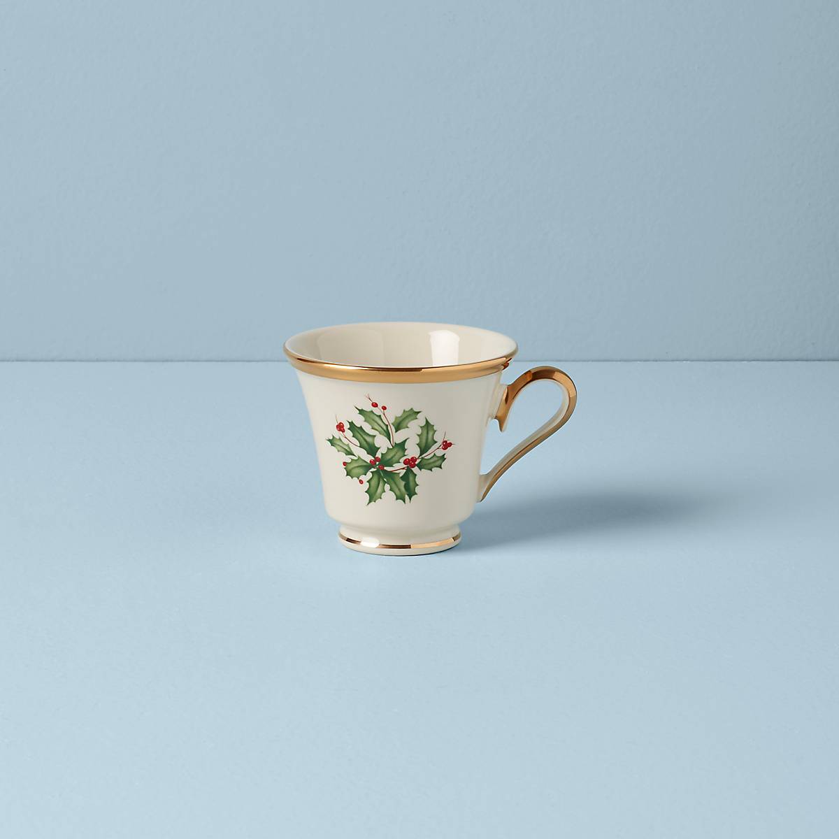 Festive Holiday Teacup Set - Elegant Christmas Tea Cups for Holiday Parties, Gift Giving & Cozy Winter Evenings - Perfect for Hot Tea, Coffee & Cocoa