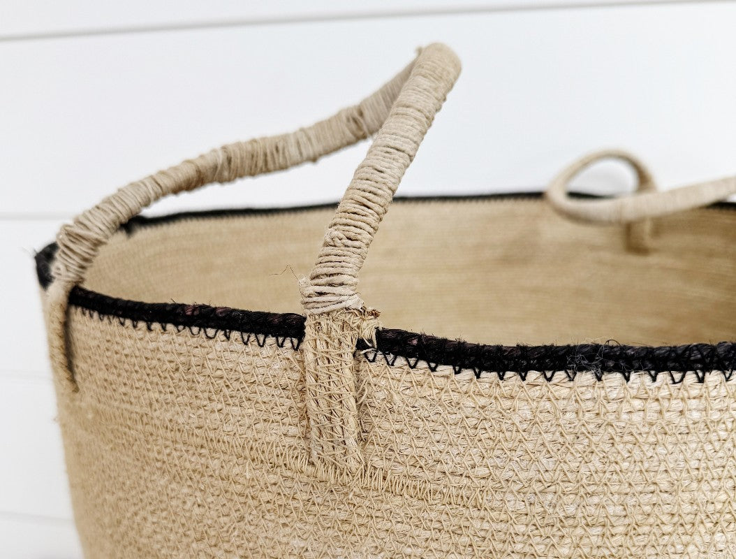 Natural Seagrass Basket with Eggshell Finish - Eco-Friendly Storage for Home, Kitchen, or Beach Essentials