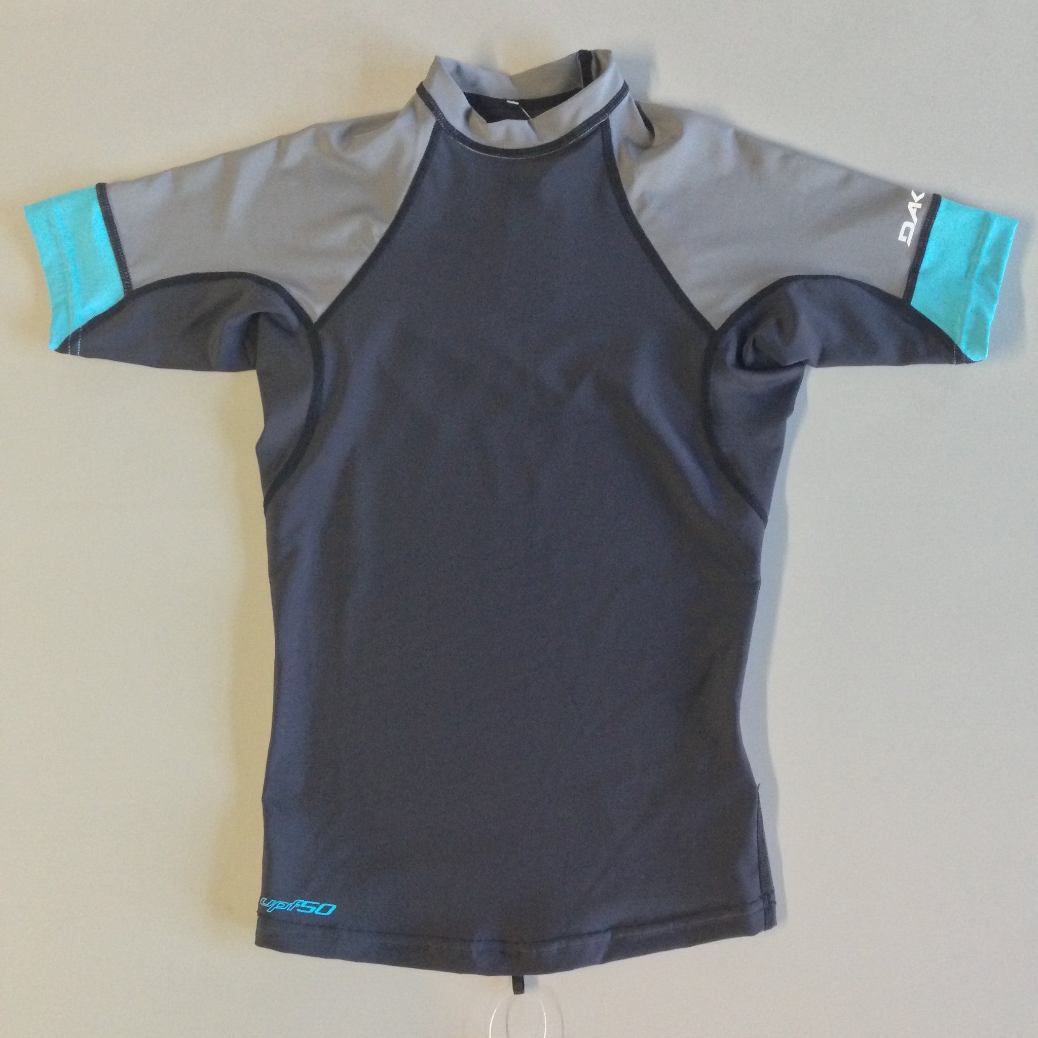 Dakine Women's Rash Guard - Flow Snug Fit Short Sleeve Swim Top for Surfing, Swimming & Beach Activities
