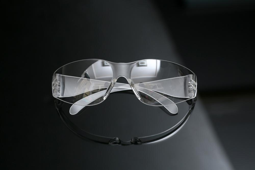Clear Anti-Fog Safety Glasses for Eye Protection - ANSI Certified, Lightweight & Comfortable for Woodworking, Lab Work, and DIY Projects