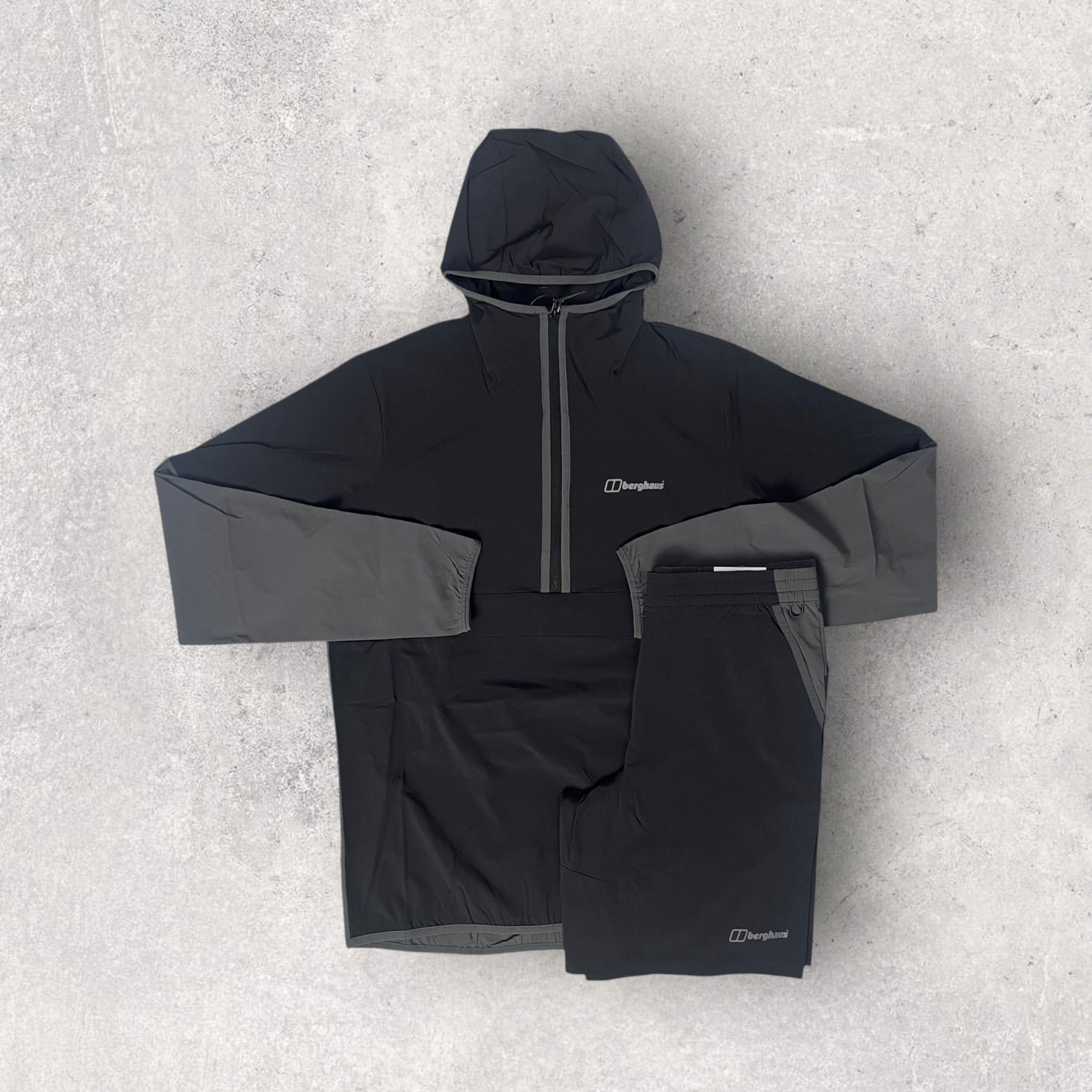 Berghaus Wandermore Overhead/Short Set - Black/Grey - Outdoor Hiking & Camping Apparel for Men & Women