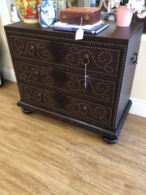 Lexington/TB Nailhead Trim Chest - Classic Upholstered Storage Furniture for Bedroom, Living Room & Office - Perfect for Organizing Clothes, Blankets and Home Decor