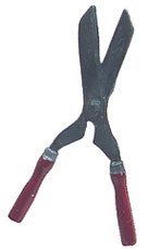 Mini Hedge Clippers for Dollhouse - Crafting & DIY Miniature Gardens