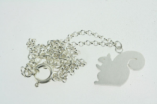Little Squirrel Charm Bracelet for Women - Cute Animal Jewelry Gift for Her - Perfect for Casual Wear, Gifts & Nature Lovers