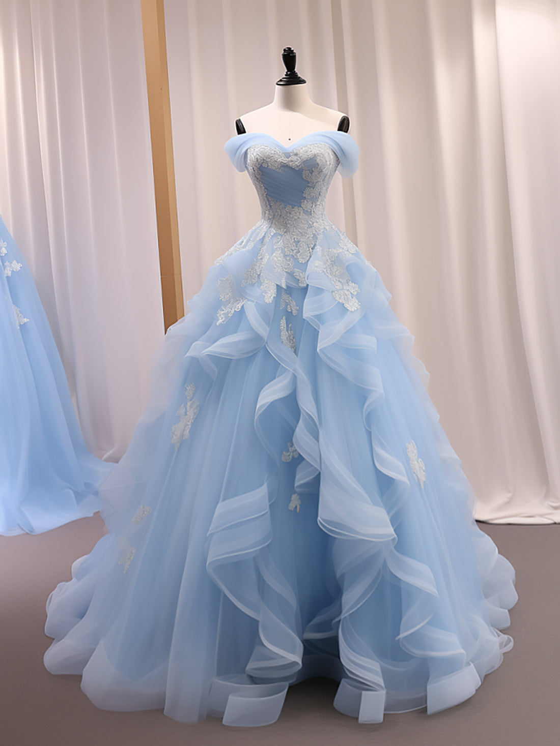 Elegant A-Line Sweetheart Neck Tulle Lace Blue Long Prom Dress | Formal Evening Gown for Sweet 16, Homecoming, Quinceañera & Special Occasions