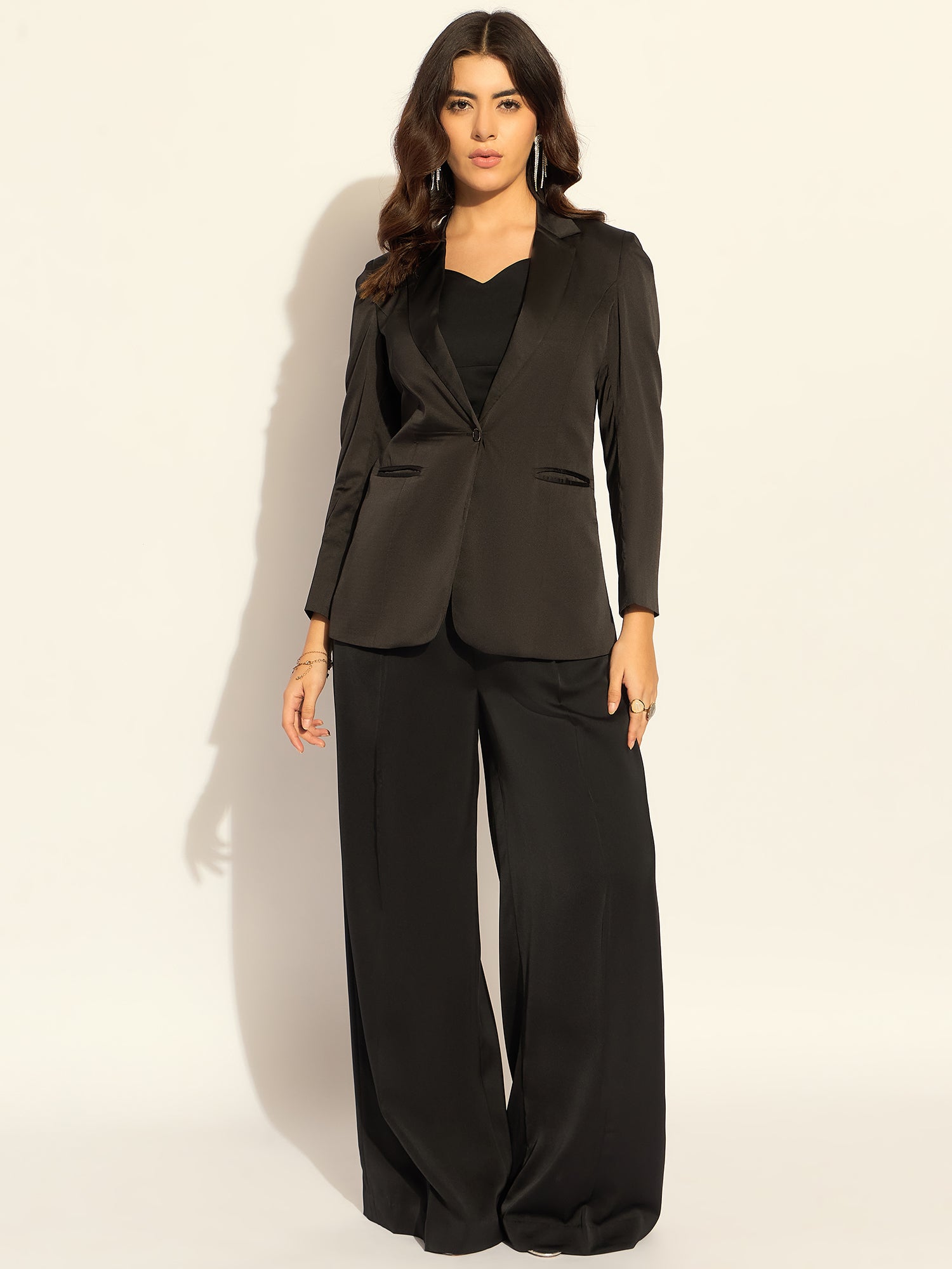 Elegant Loose Fit Blazer Set with Bustier - Soft Satin Fabric for Women | Office Wear, Evening Outfits & Special Occasions