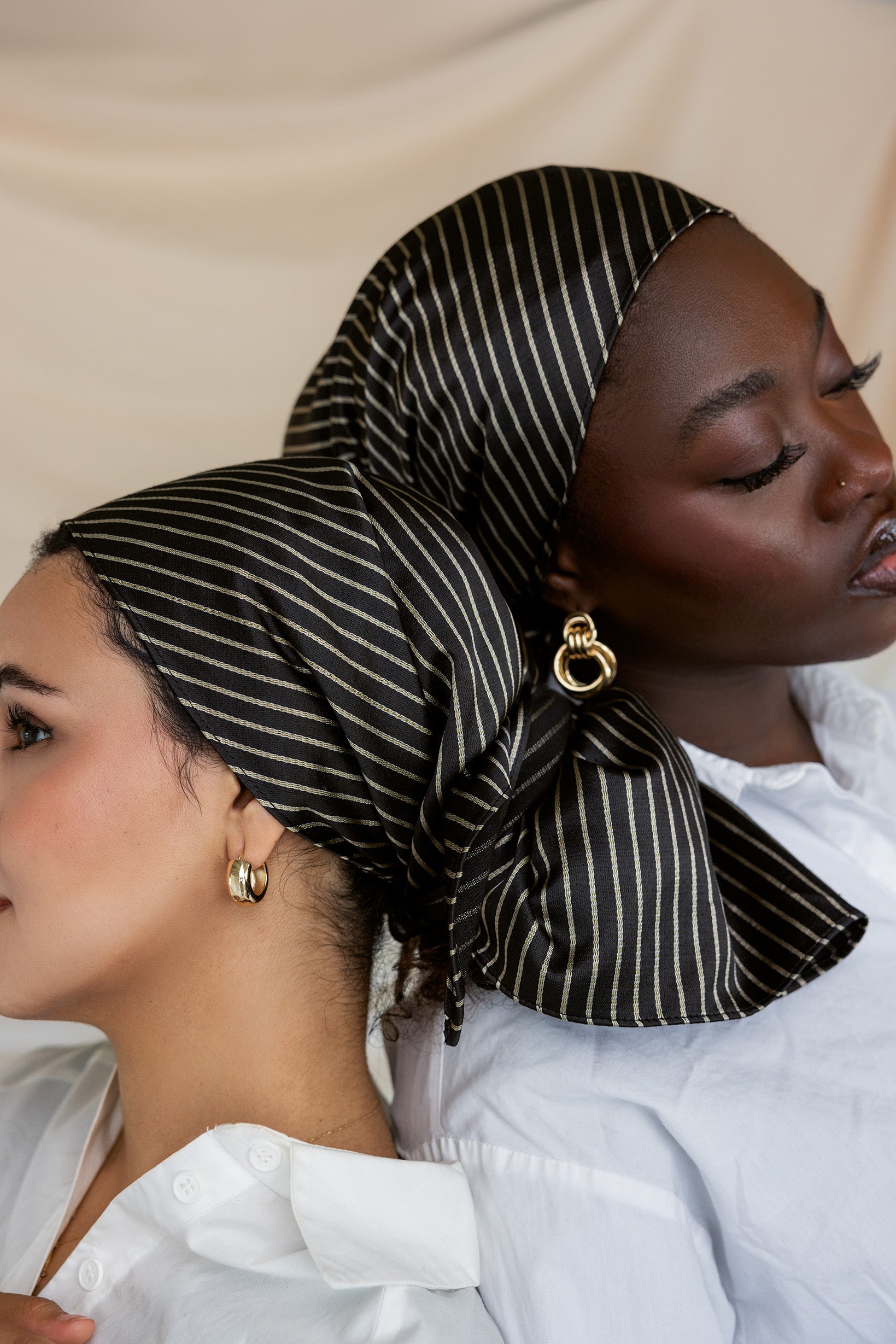 Saya Bandana - Stylish & Breathable Headband for Women & Men - Perfect for Sports, Workouts, and Outdoor Activities