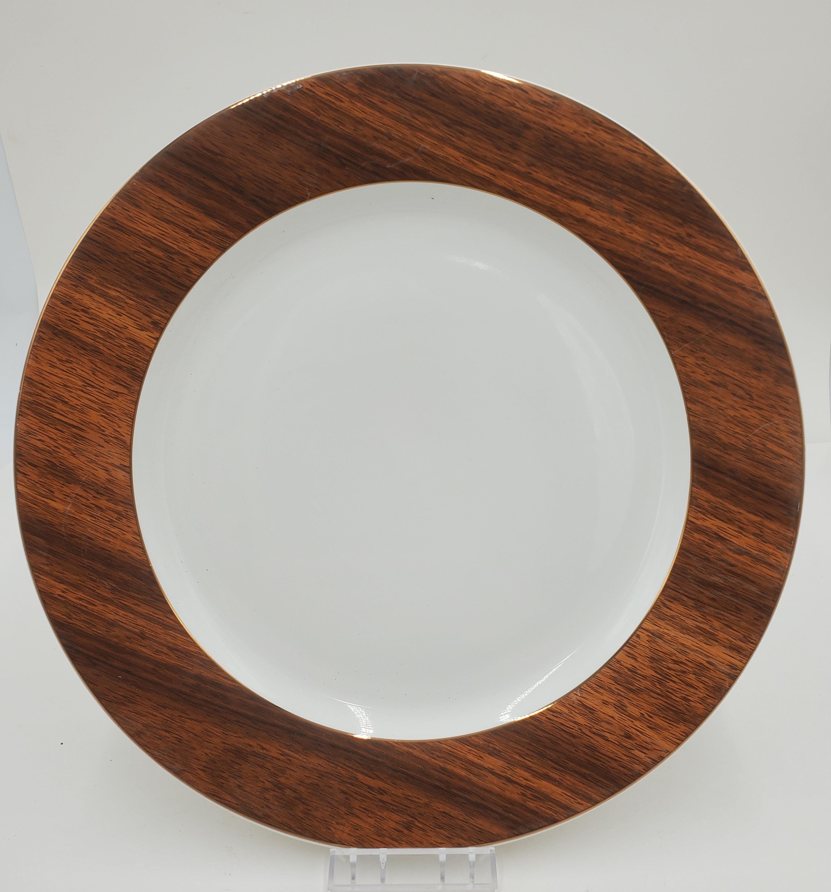 13.5 Inch Round Brown Decorative Serving Platter - Perfect for Dinner Parties, Appetizers & Home Decor