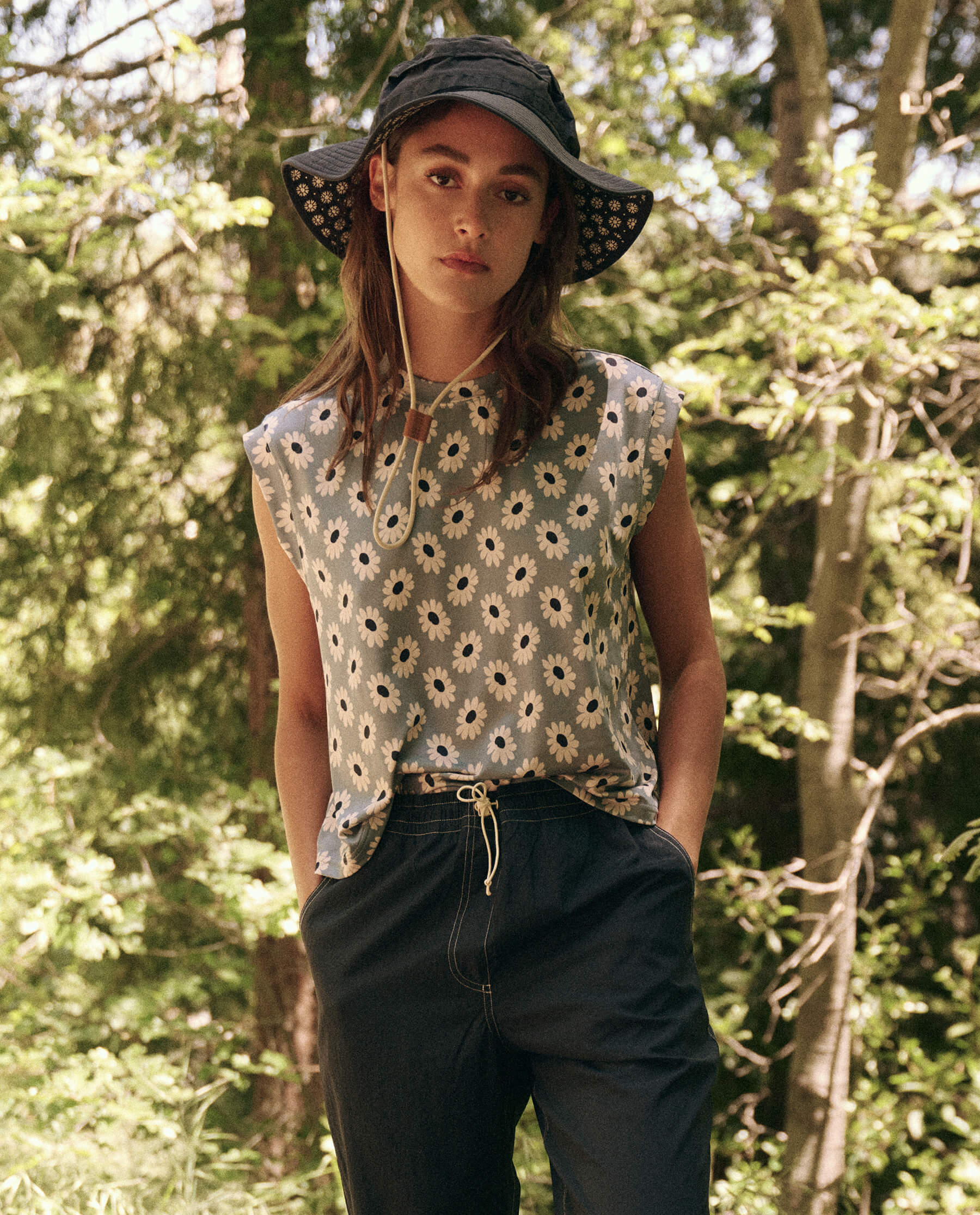 Boxy Trail Tank Top - Falling Daisy Print - Casual & Hiking Wear for Women | Perfect for Outdoor Adventures & Summer Fashion