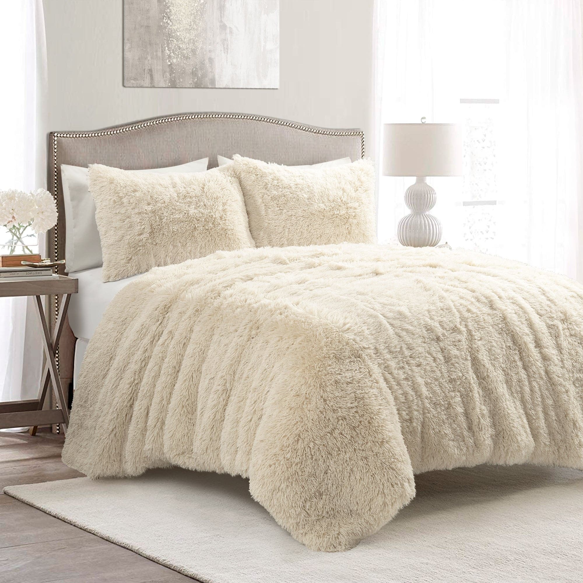 Emma Faux Fur Comforter Set - Soft & Luxurious Bedding Collection for Winter - Queen/King Size - Perfect for Cozy Bedrooms, Guest Rooms & Winter Home Decor