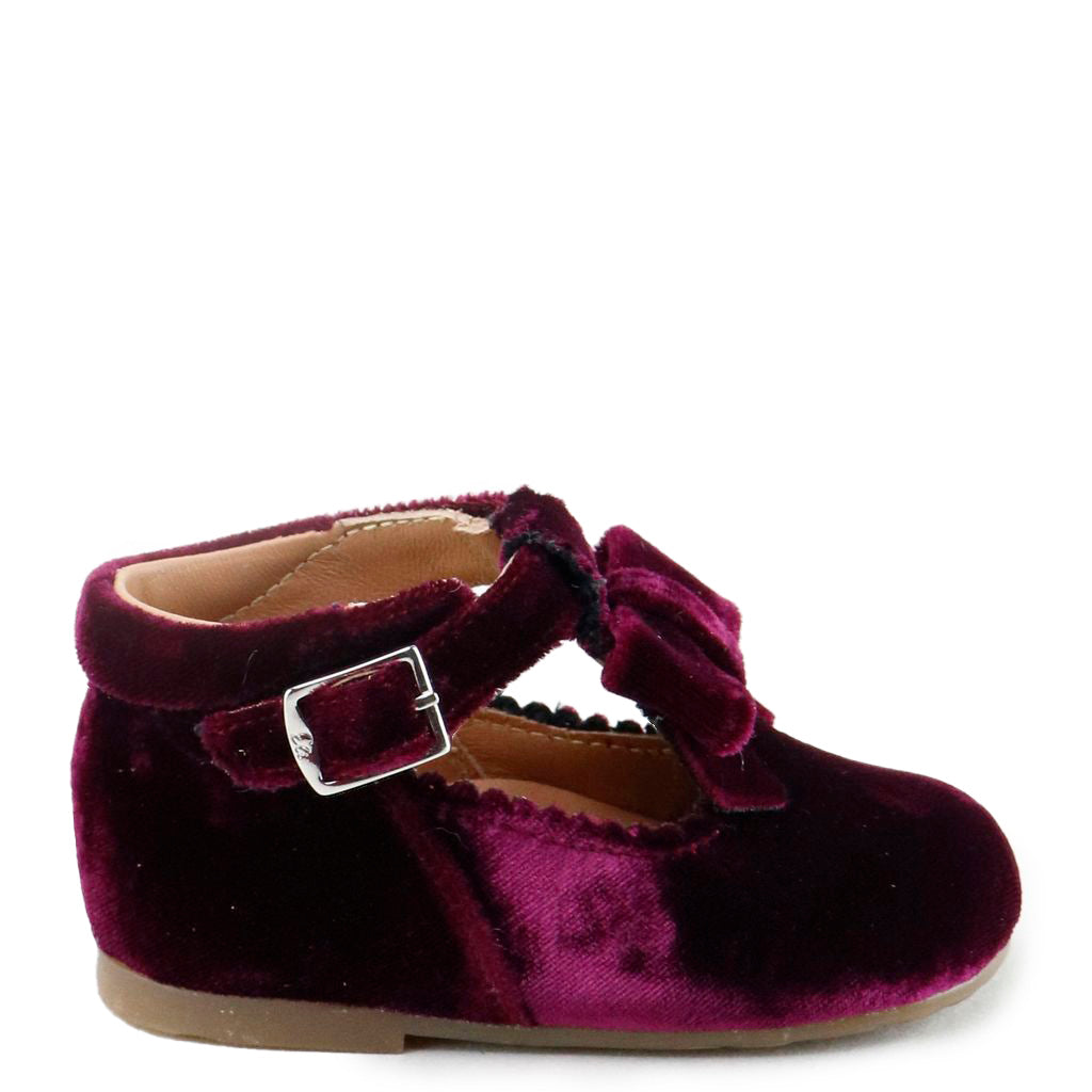 Burgundy Velvet Bow Baby Shoes for Girls & Boys - Soft & Comfortable First Walking Shoes - Perfect for Special Occasions, Photography & Newborn Gifts