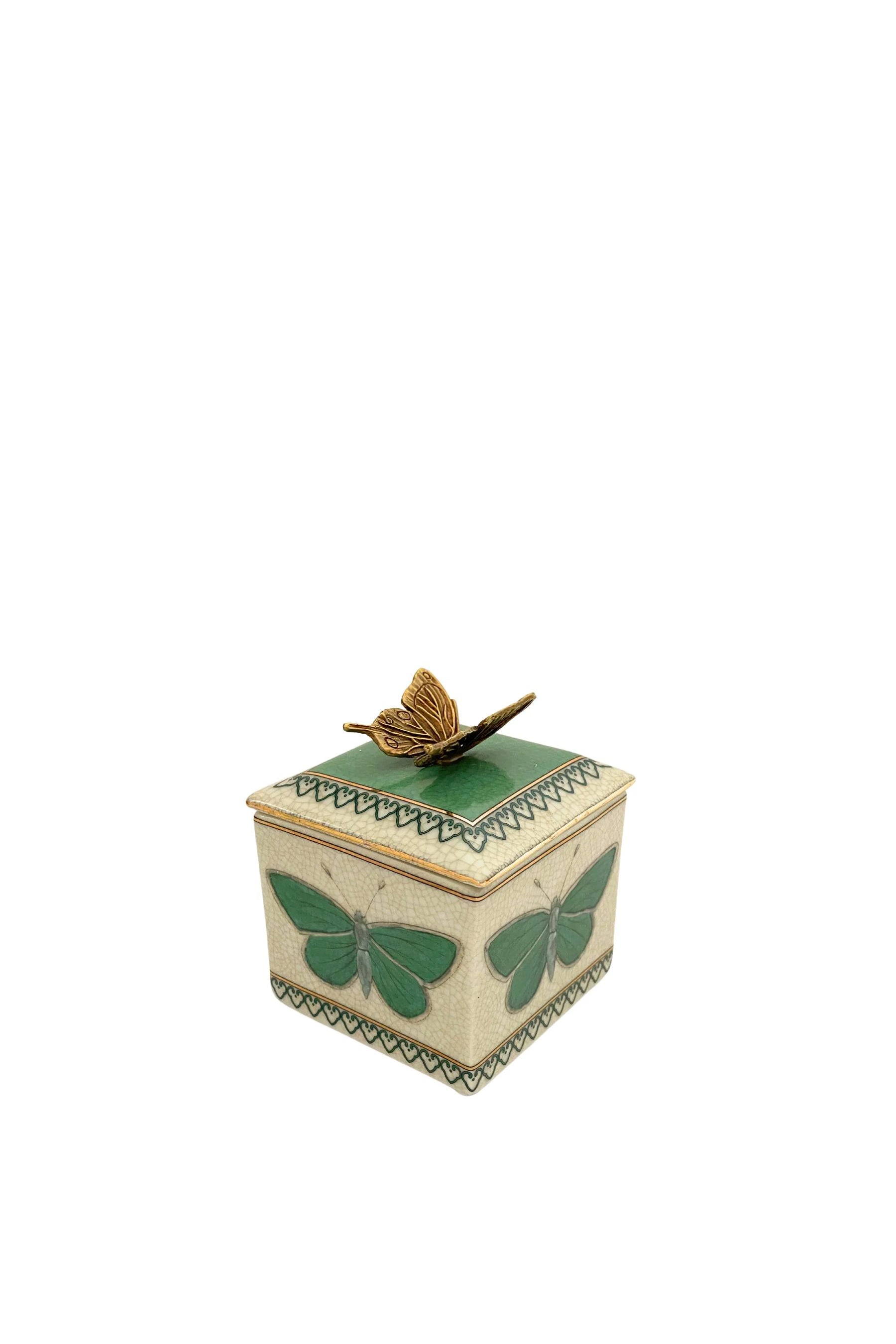Husk EMERALD BOX - Premium Jewelry Storage & Travel Case for Earrings, Necklaces & Rings - Perfect for Home Organization & Gift Giving