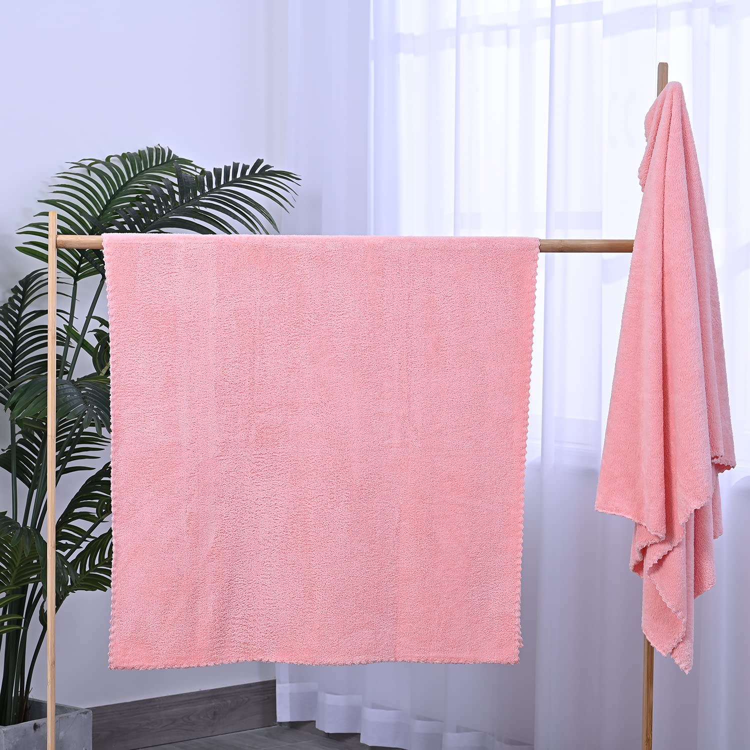 Shop LC HOMESMART Set of 2 Pink Microfiber Bath Towels - Quick Drying, Ultra Soft & Absorbent - Perfect for Bathroom, Spa, Gym & Travel