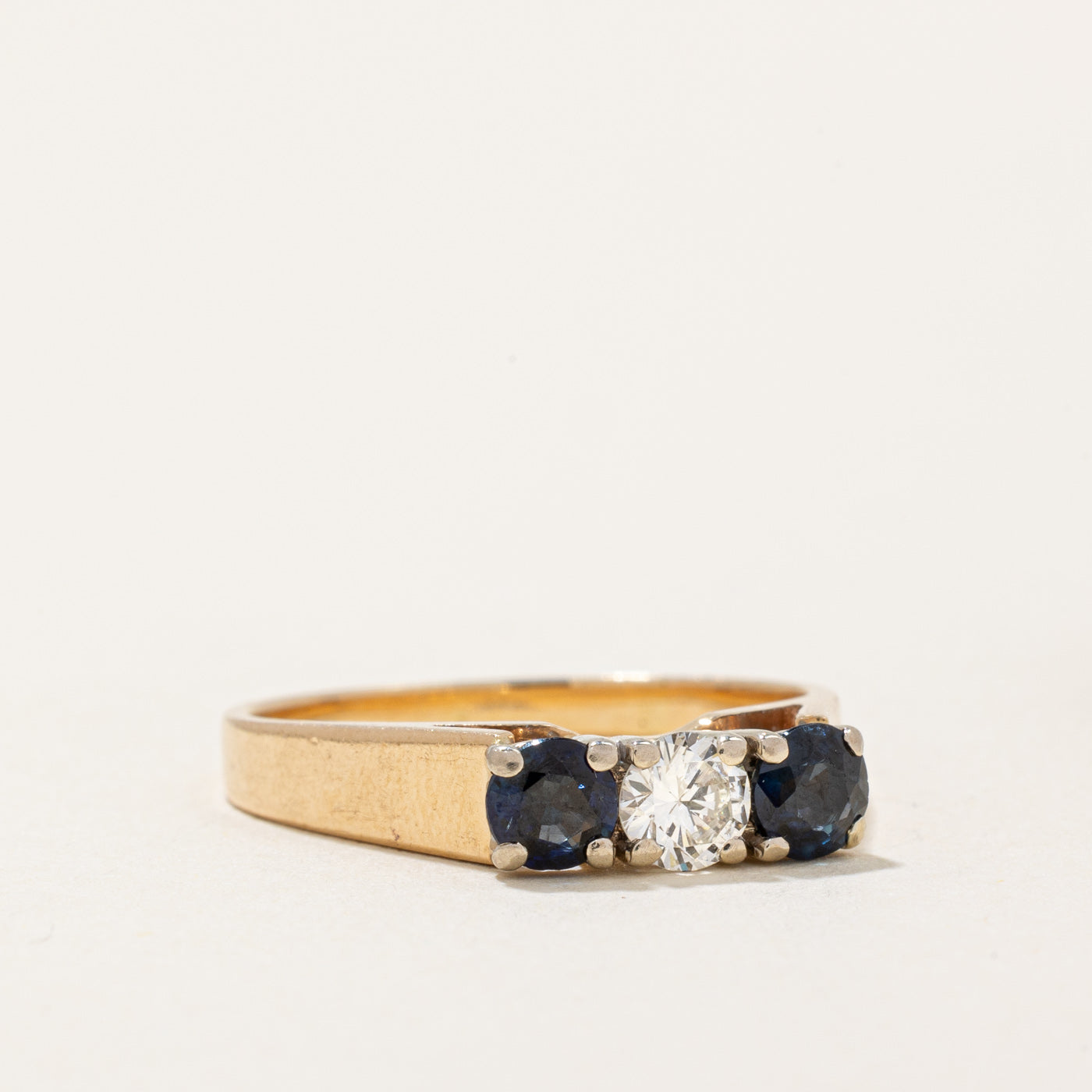 Exquisite 0.44ctw Sapphire and Diamond Ring (0.24ct Diamonds) - Size 6 | Elegant Blue Gemstone Engagement, Wedding, or Anniversary Jewelry Gift for Women