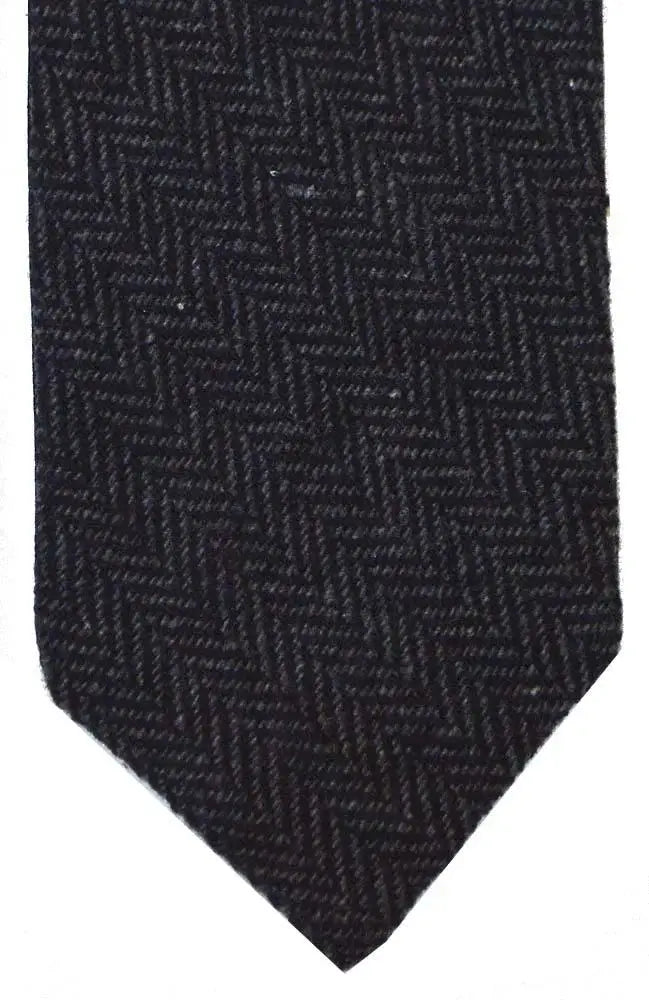 LA Smith Grey Warm Handle Tie - Stylish and Comfortable Necktie for Men - Perfect for Business, Weddings, and Formal Events