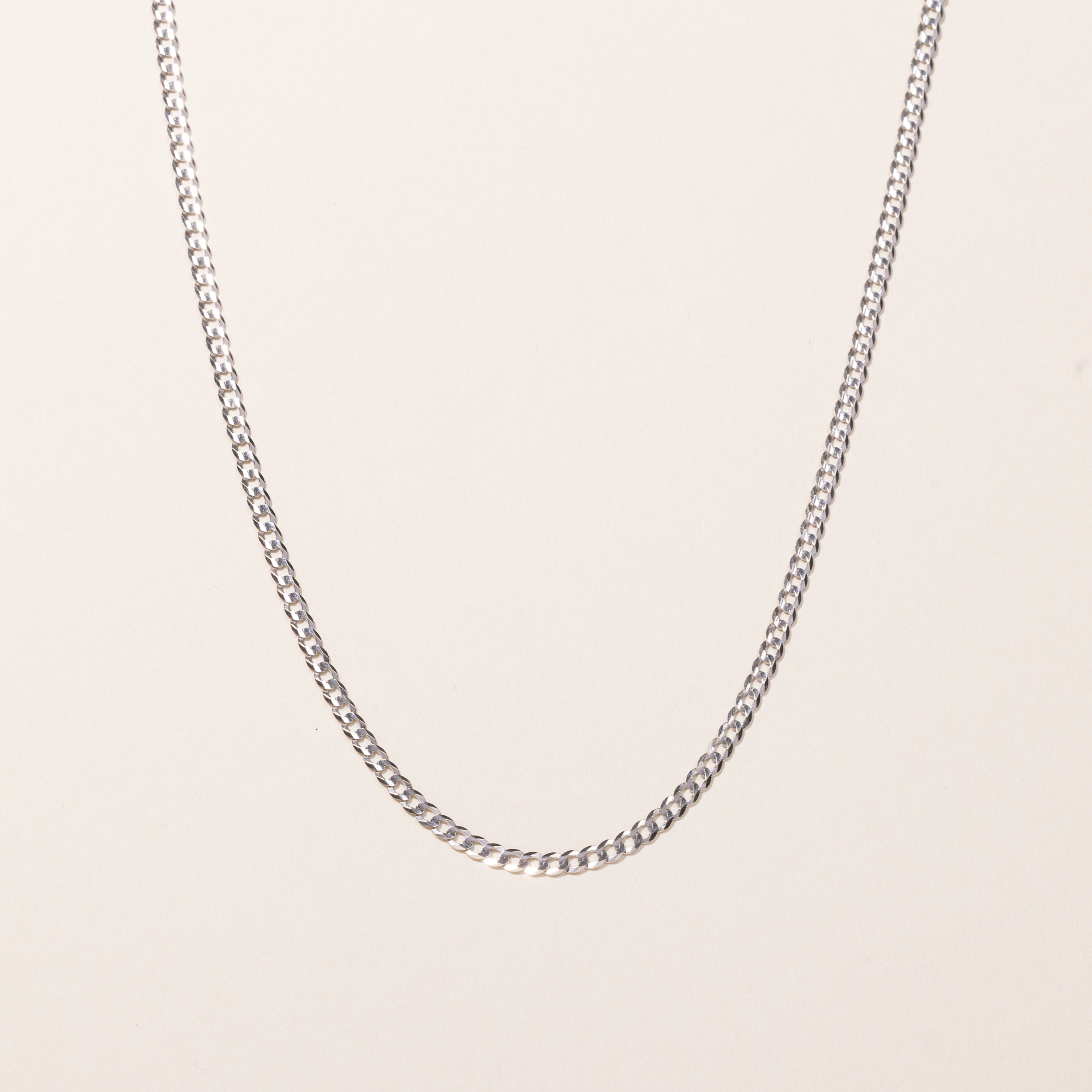 10K White Gold Curb Link Chain Necklace 24 Inch - Elegant Dainty Jewelry for Women, Perfect for Everyday Wear, Gift Giving & Special Occasions