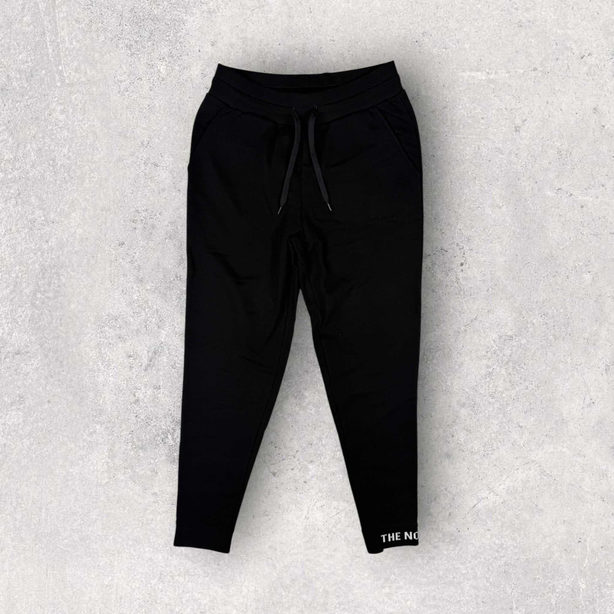 The North Face Zumu Fleece Jogger Pants for Men & Women - Soft & Warm Black Joggers for Running, Hiking & Casual Wear