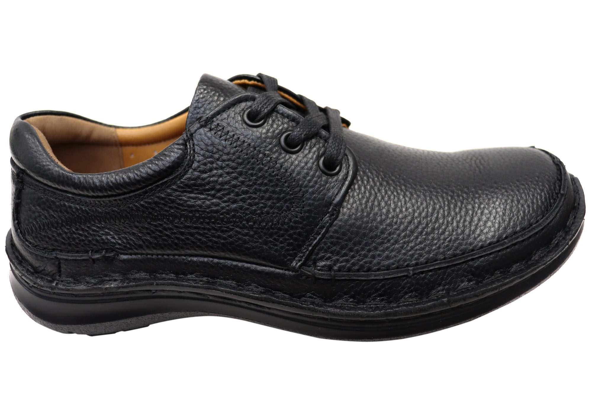 Hush Puppies Men's Comfortable Leather Triple Wide Fit Shoes - Casual Walking & Work Shoes for All-Day Comfort