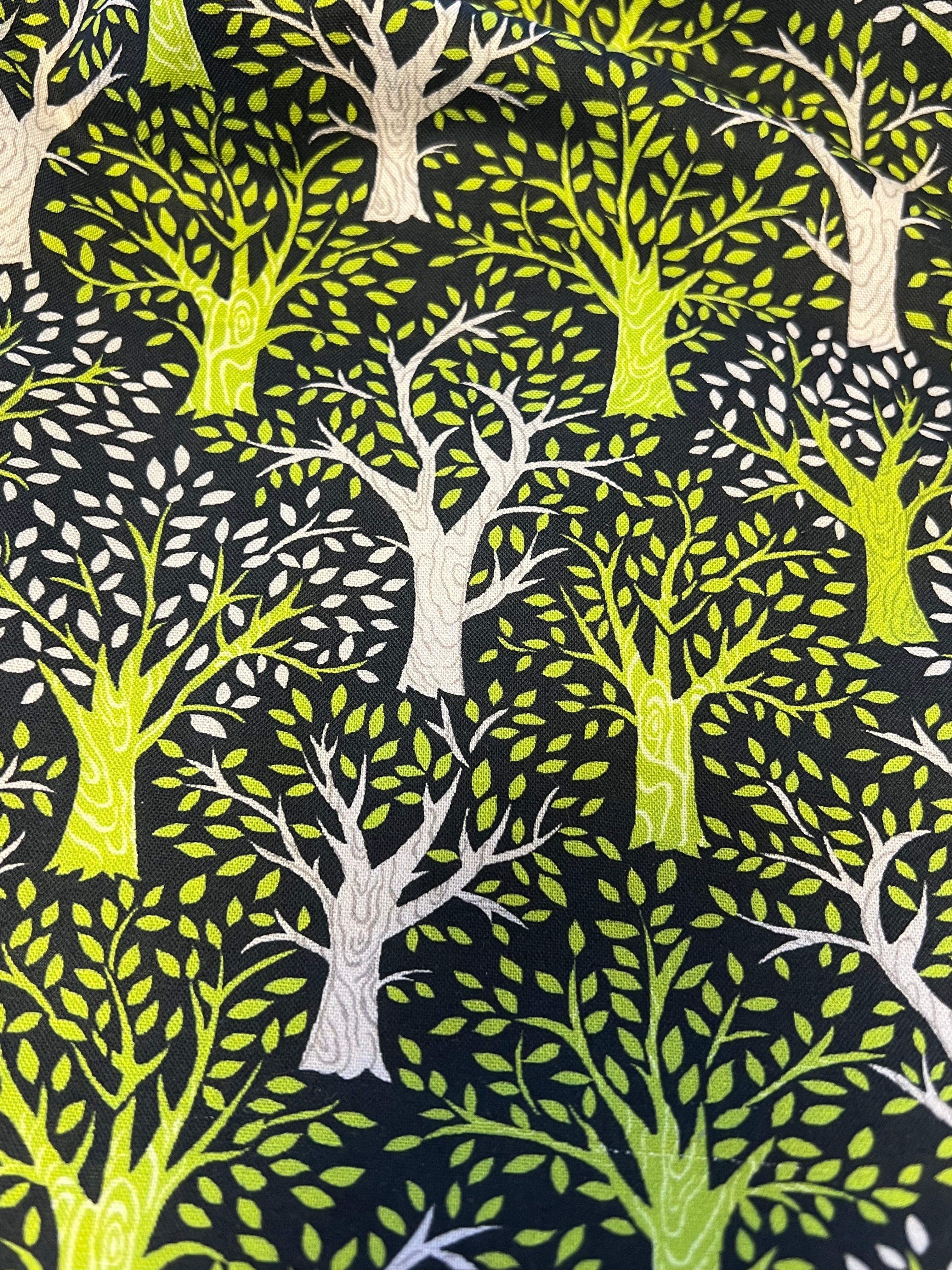 XL Colibri Trees Wet Bag - Waterproof & Reusable for Swimsuits, Diapers, Gym Clothes - Perfect for Pool, Beach, Travel & Baby Care