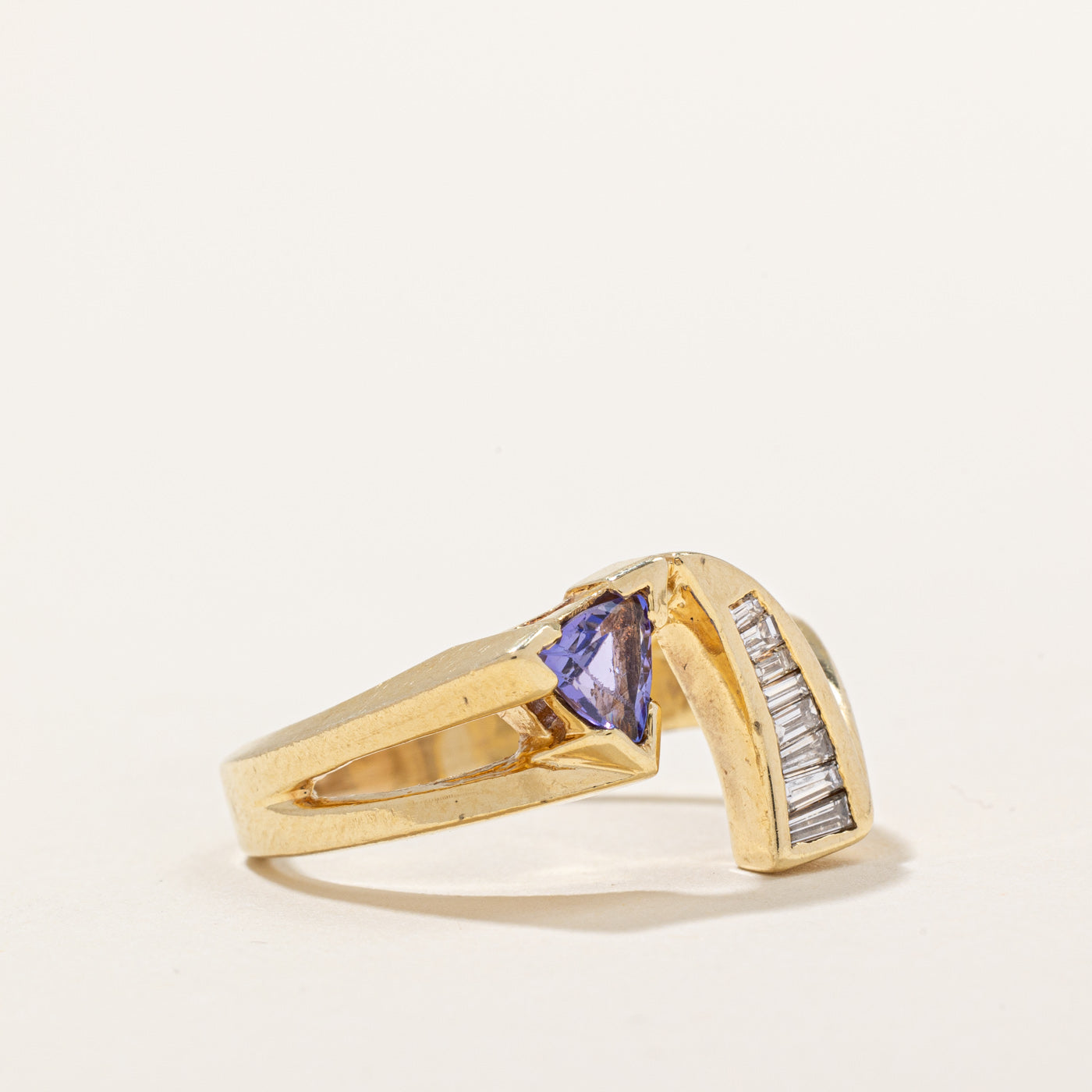 Exquisite 0.30ct Tanzanite & 0.14ctw Diamond Ring - Size 8.5 | Elegant Blue Violet Gemstone Jewelry for Women | Perfect for Engagement, Anniversary & Special Occasion Gifts