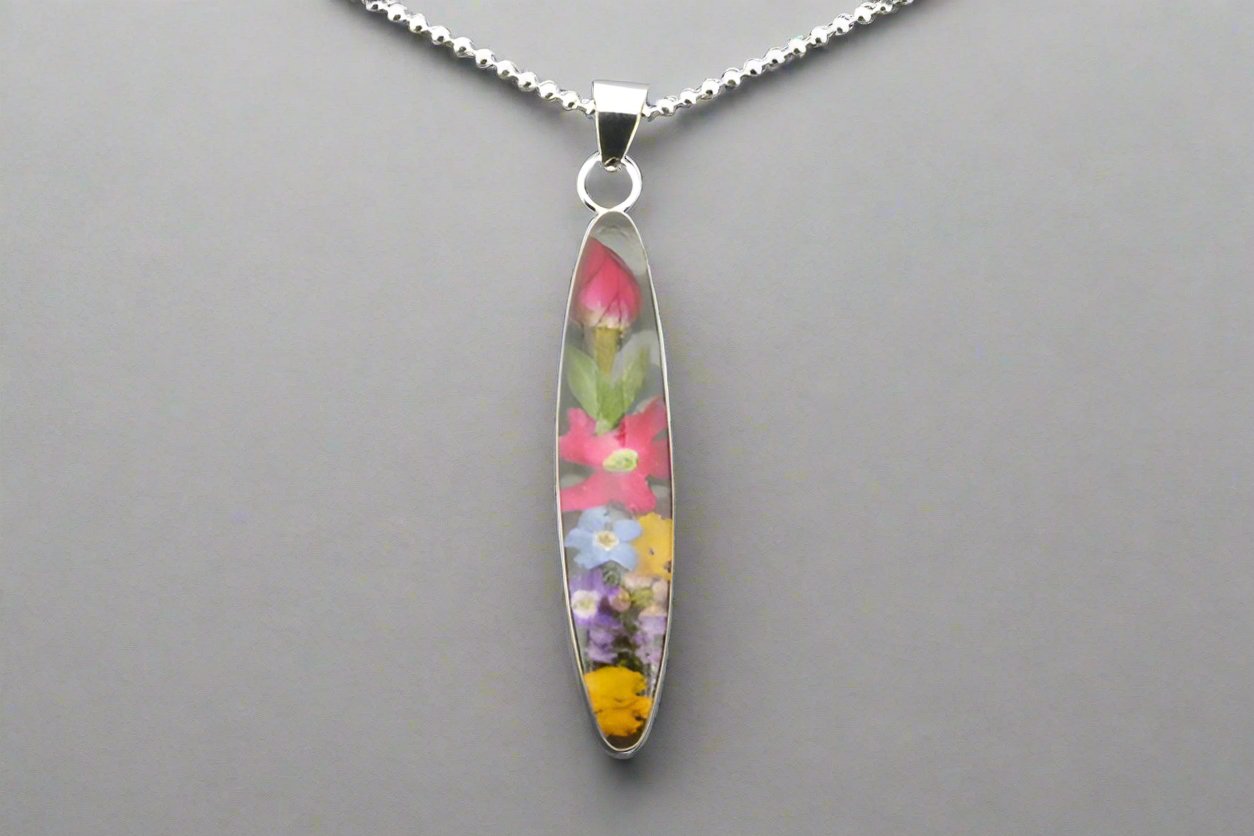 Handmade Flower Resin Pendant Necklace with 55cm Ball Chain - Perfect for Women's Jewelry, Gifts, and Everyday Wear