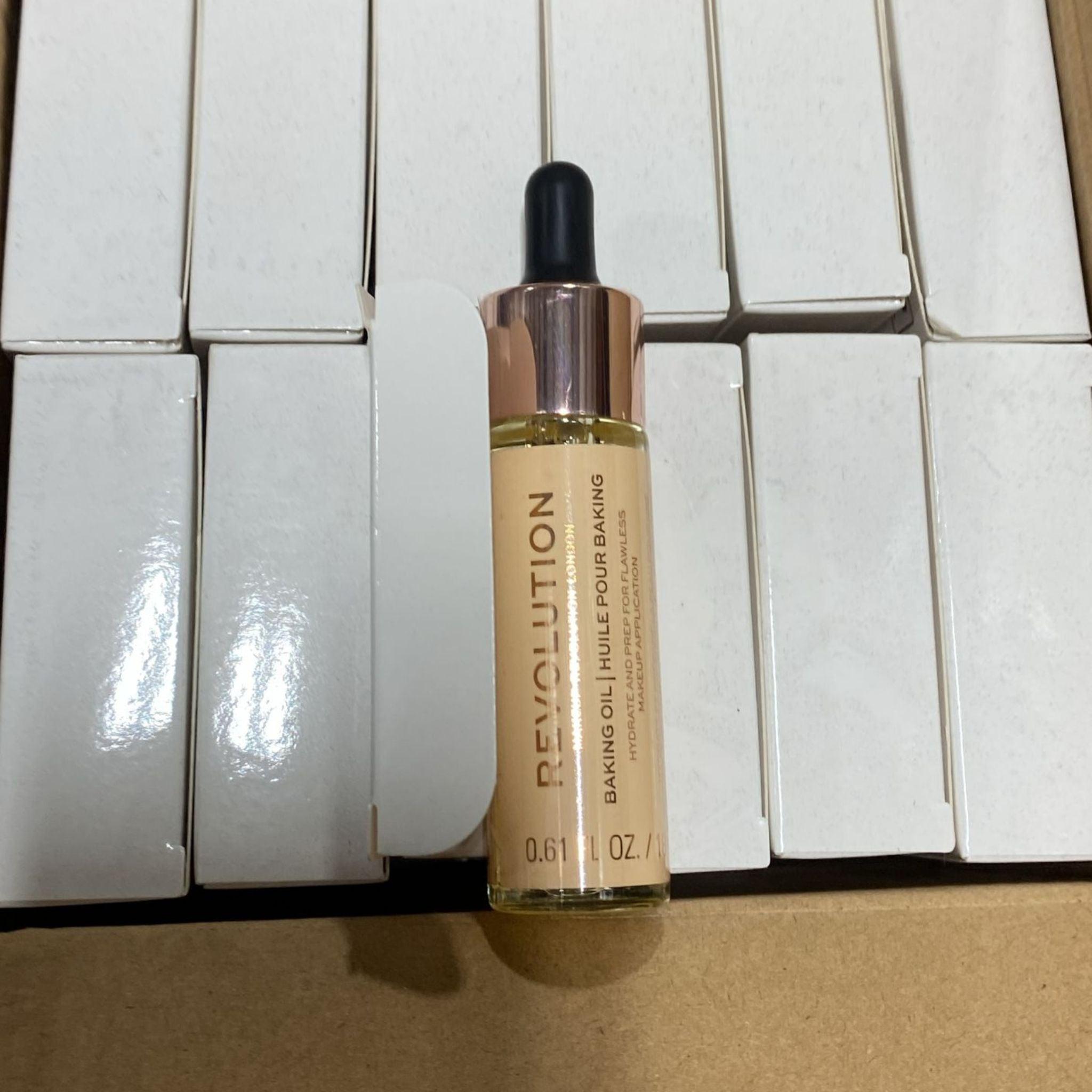 Revolution Makeup London Baking Oil - Hydrating & Prepping Face Primer for Flawless Makeup Application - 0.61oz (72 Pcs Bulk Lot) - Perfect for Professional Makeup Artists & Beauty Enthusiasts