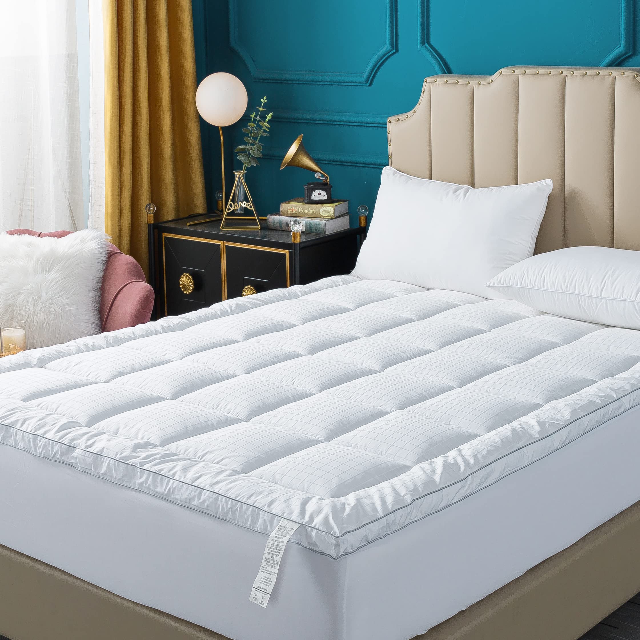 Premium Down Alternative Mattress Pad Queen Size 300TC - Cooling Pillow Top Mattress Topper with Deep Pocket (8