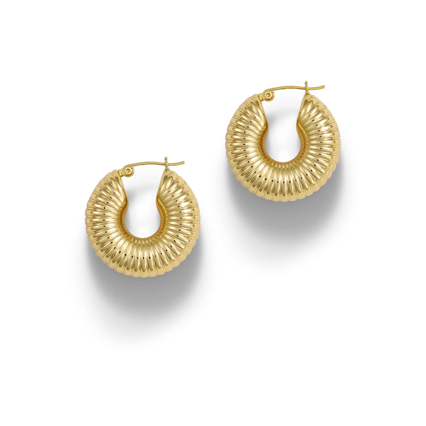 Trendy Gold Ripple Hoop Earrings for Women - Elegant Dainty Hoops for Everyday Wear, Parties & Gifts