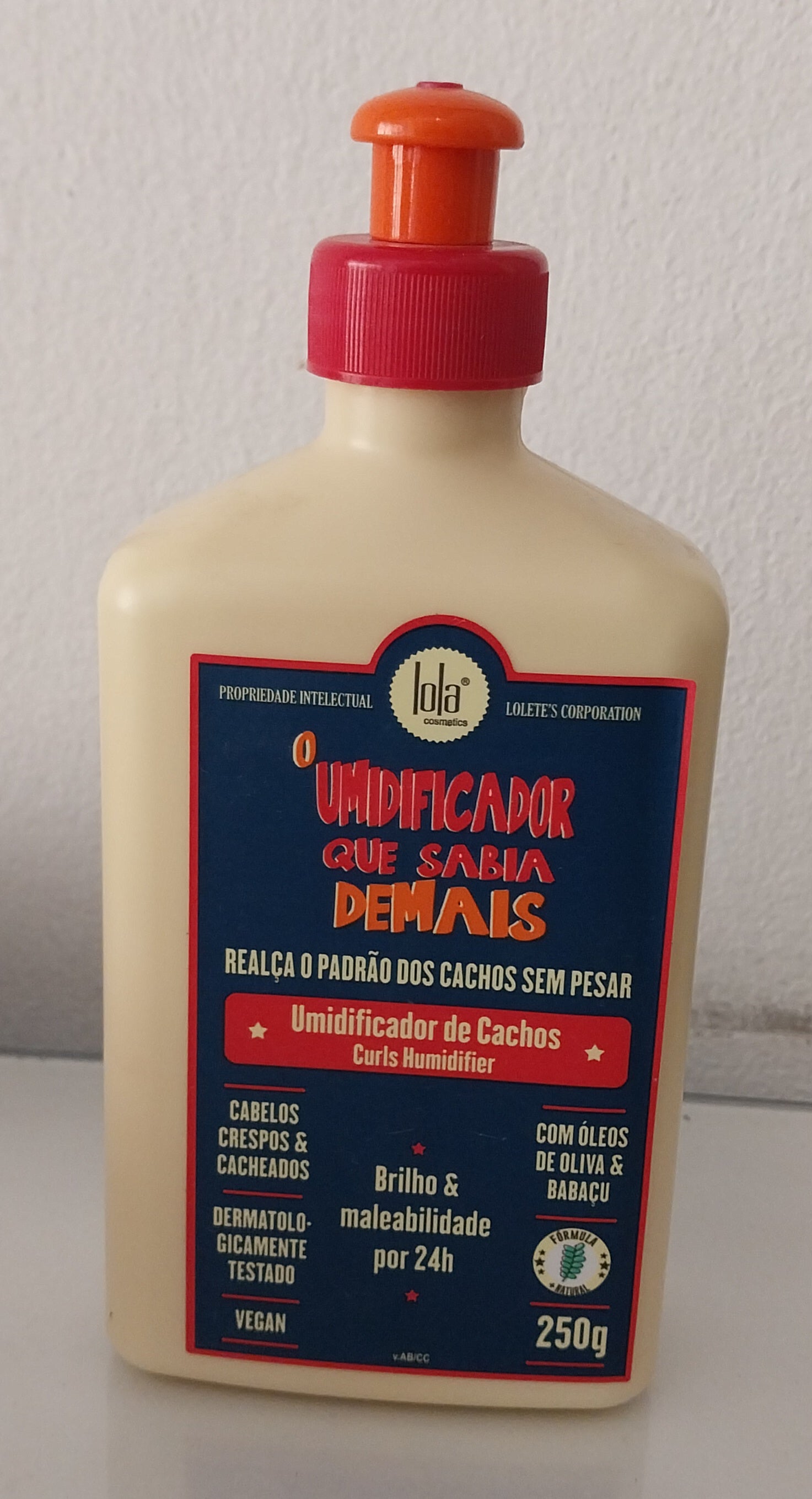 Lola Cosmetics Curly Frizzy Hair Cream 250g - Hydrating Moisturizer for Dry, Damaged Hair - Perfect for Humid Weather & Frizz Control