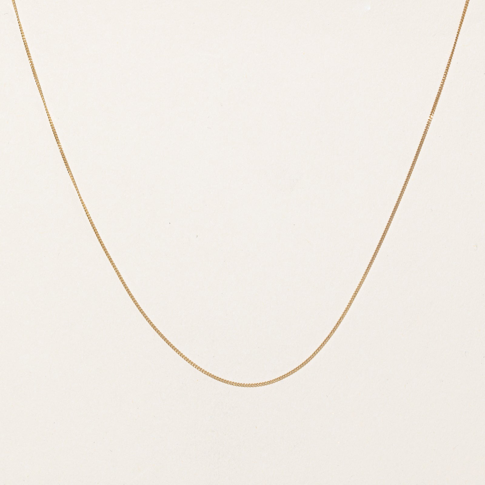 10K Yellow Gold Curb Link Chain Necklace - 0.90mm Thin Dainty Chain - 16 Inch Adjustable Length - Perfect for Layering, Gift Giving & Everyday Wear