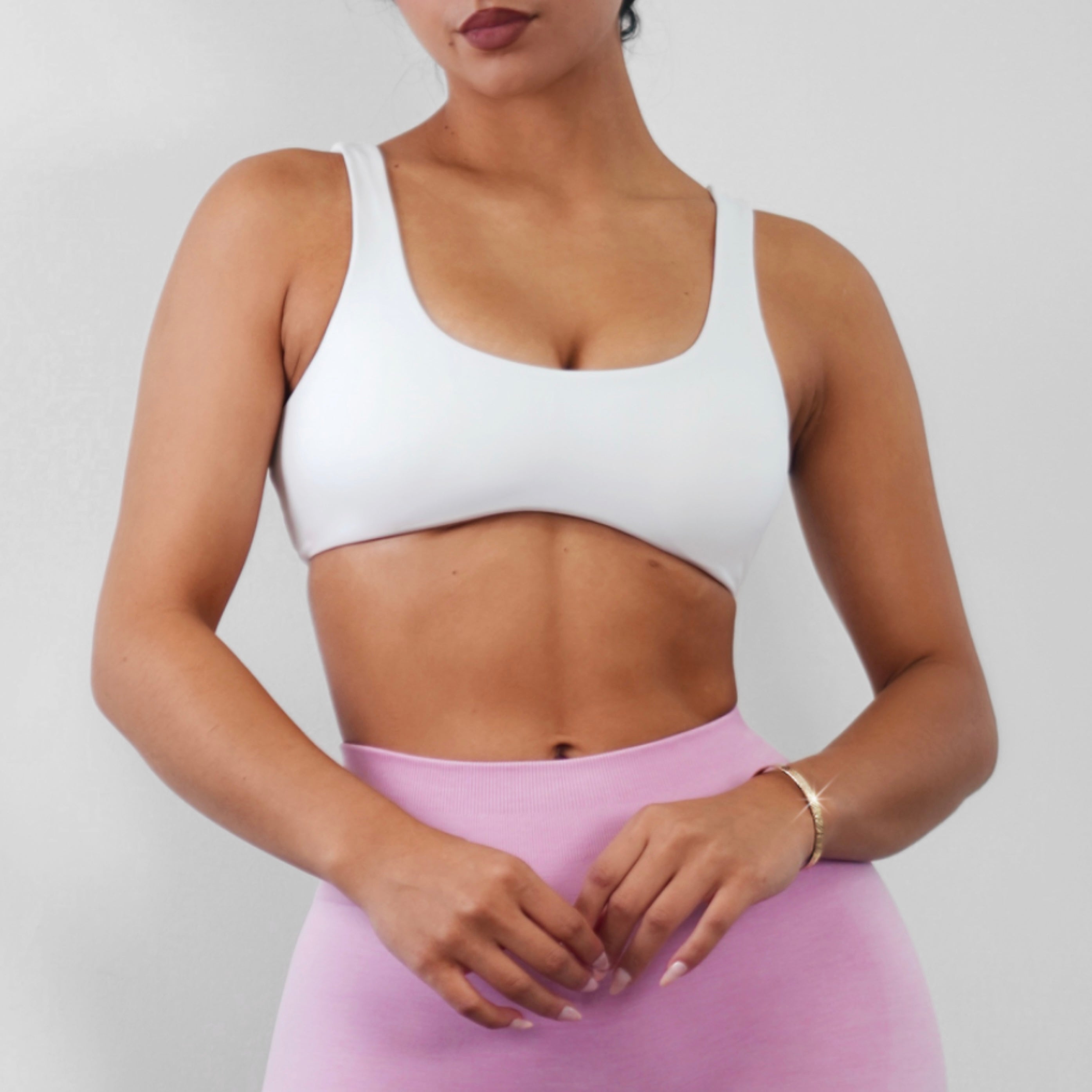 Boho Sports Bra for Women - Comfortable & Stylish White Yoga Bra - Perfect for Yoga, Gym, Running & Casual Wear