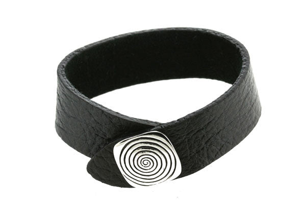 Infinity Spiral Button Leather Cuff Bracelet - Stylish Boho Handmade Leather Wristband for Women - Perfect for Casual Wear, Music Festivals, and Boho Fashion Accessories