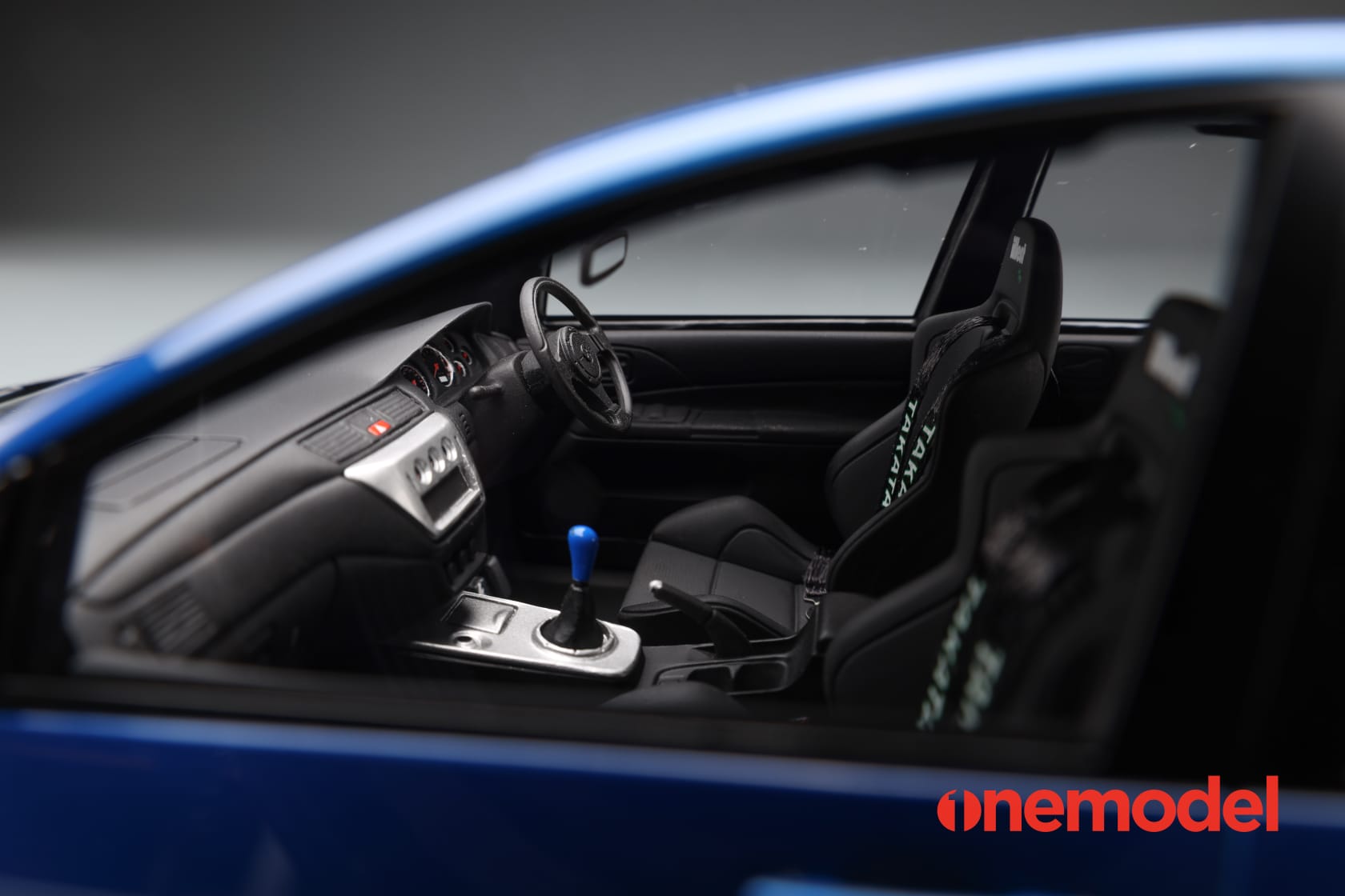 1:18 Scale Mitsubishi Lancer Evolution IX Voltex Model Car with Carbon Fiber Hood - Blue Diecast Collectible for Racing Fans & Car Enthusiasts - Perfect for Display, Gifts, and RC Car Racing Scenes