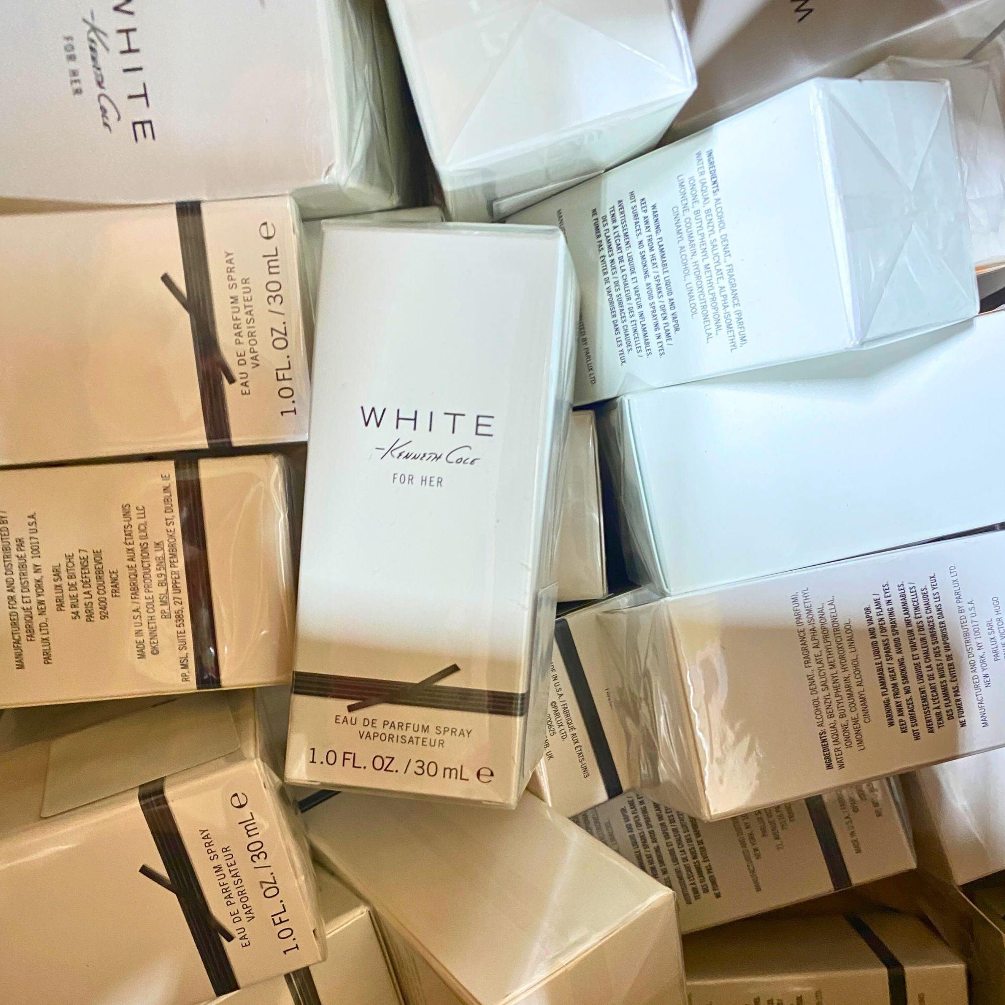 Kenneth Cole White for Her Eau de Parfum Spray - 1 oz (50 Pcs Bulk Lot) - Perfect for Gifts, Weddings & Special Occasions